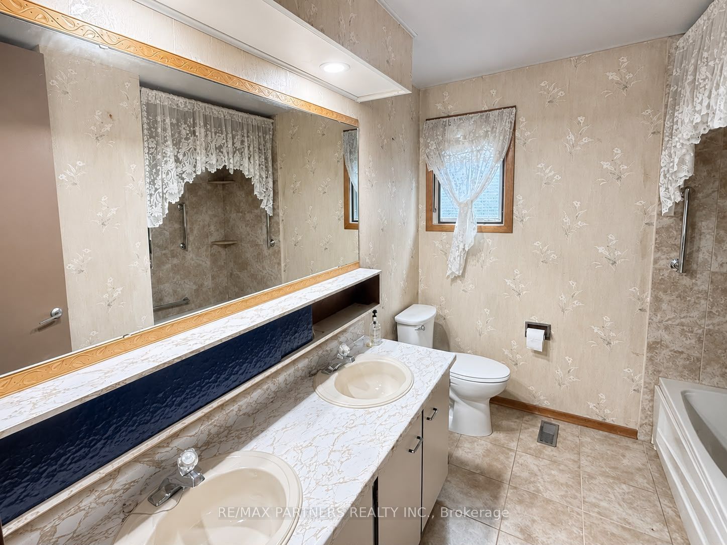 23 Pomander Road Property Photo 6