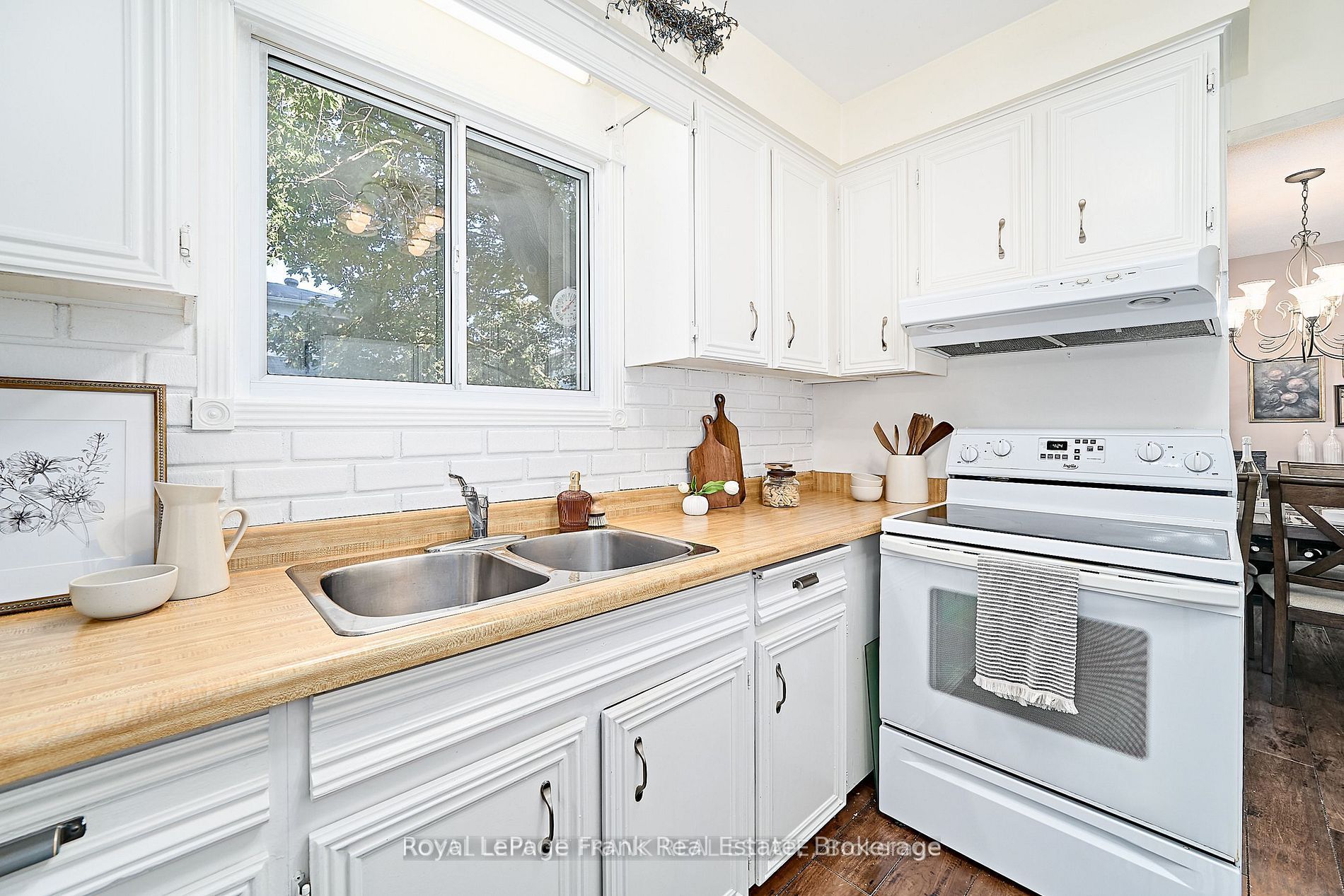 7 Judy Court Property Photo 15