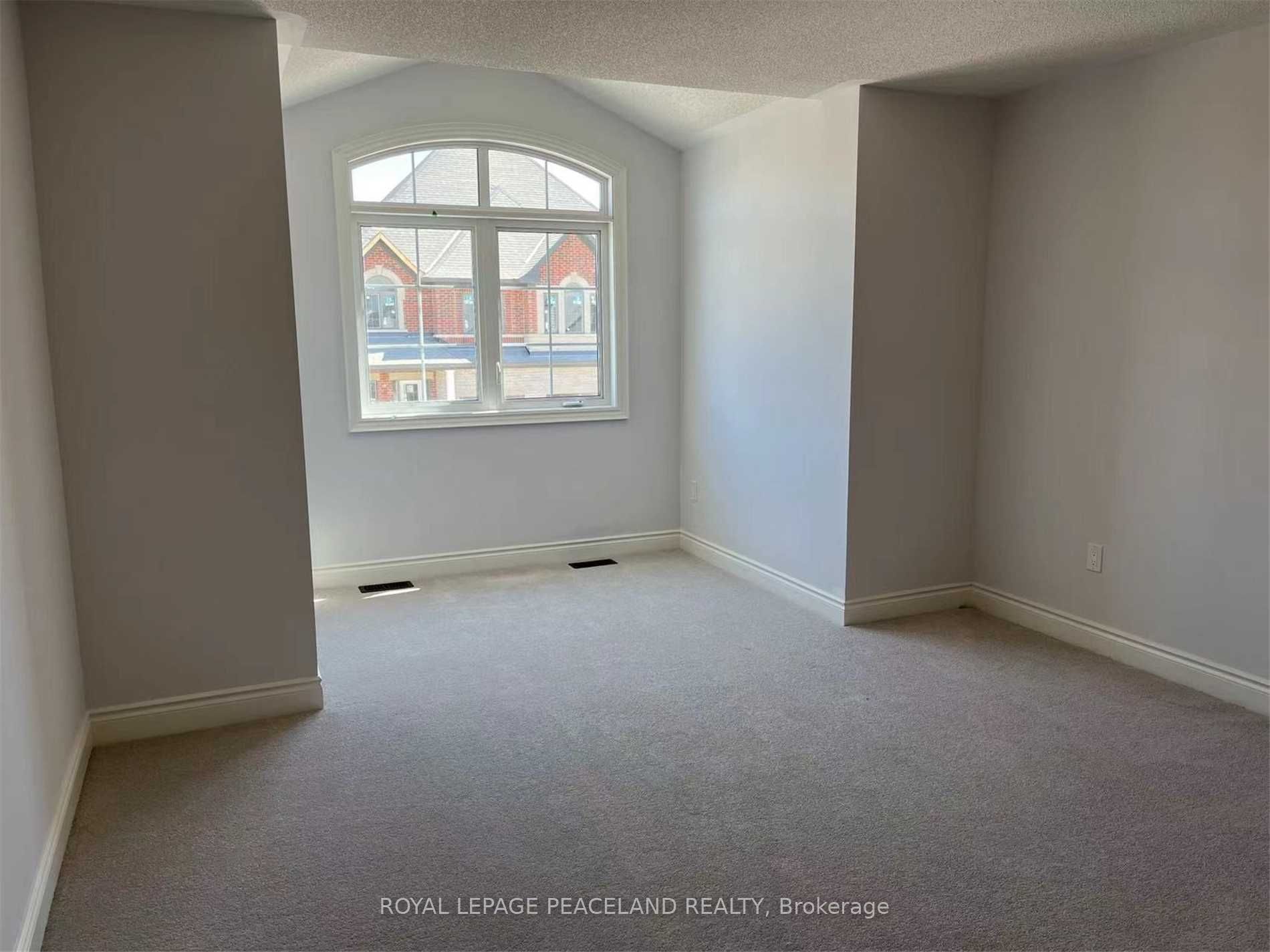 27 Ballinger Way Property Photo 18