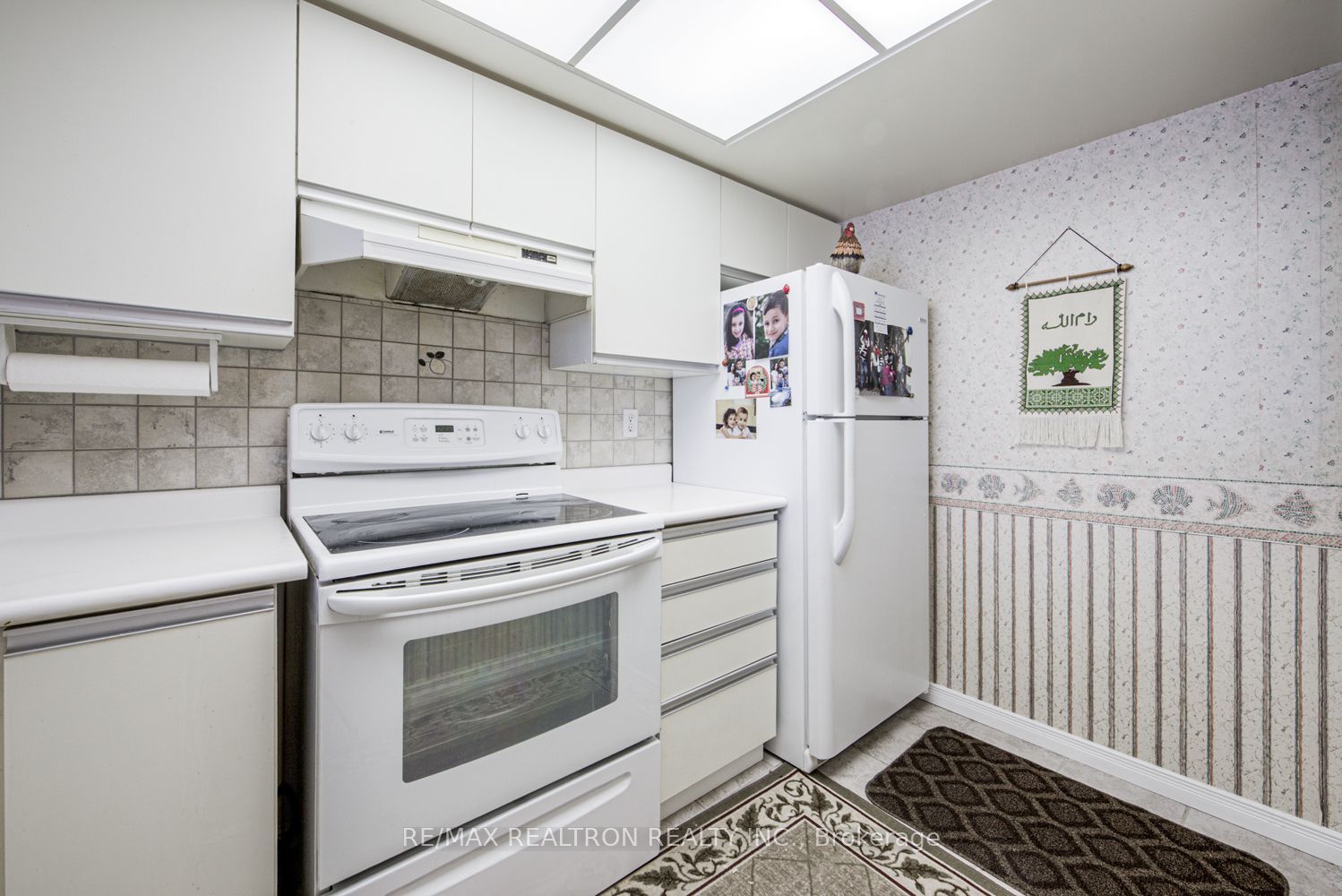 270 Davis Drive Property Photo 11