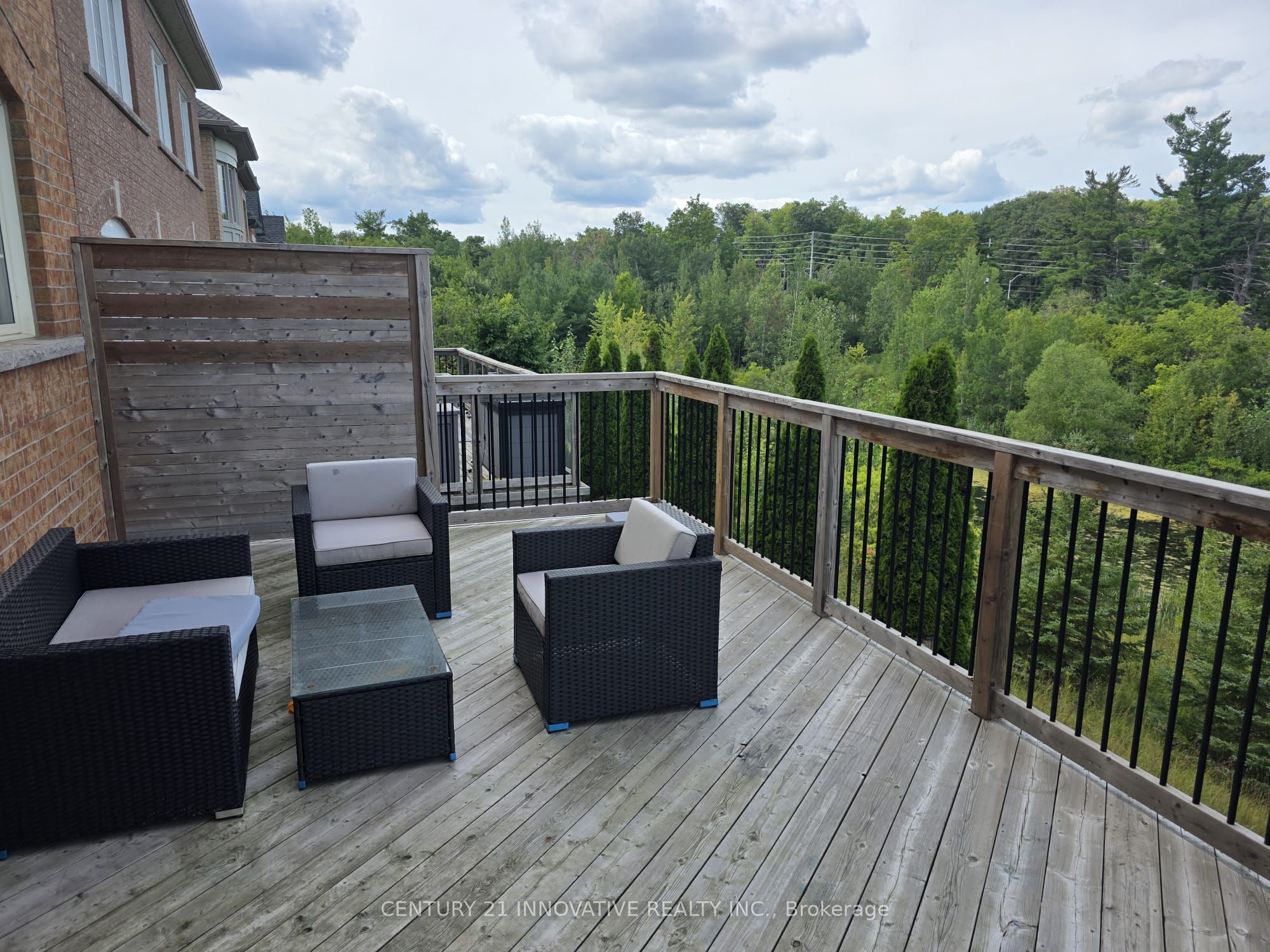 118 Santa Amato Crescent Upper Property Photo 19