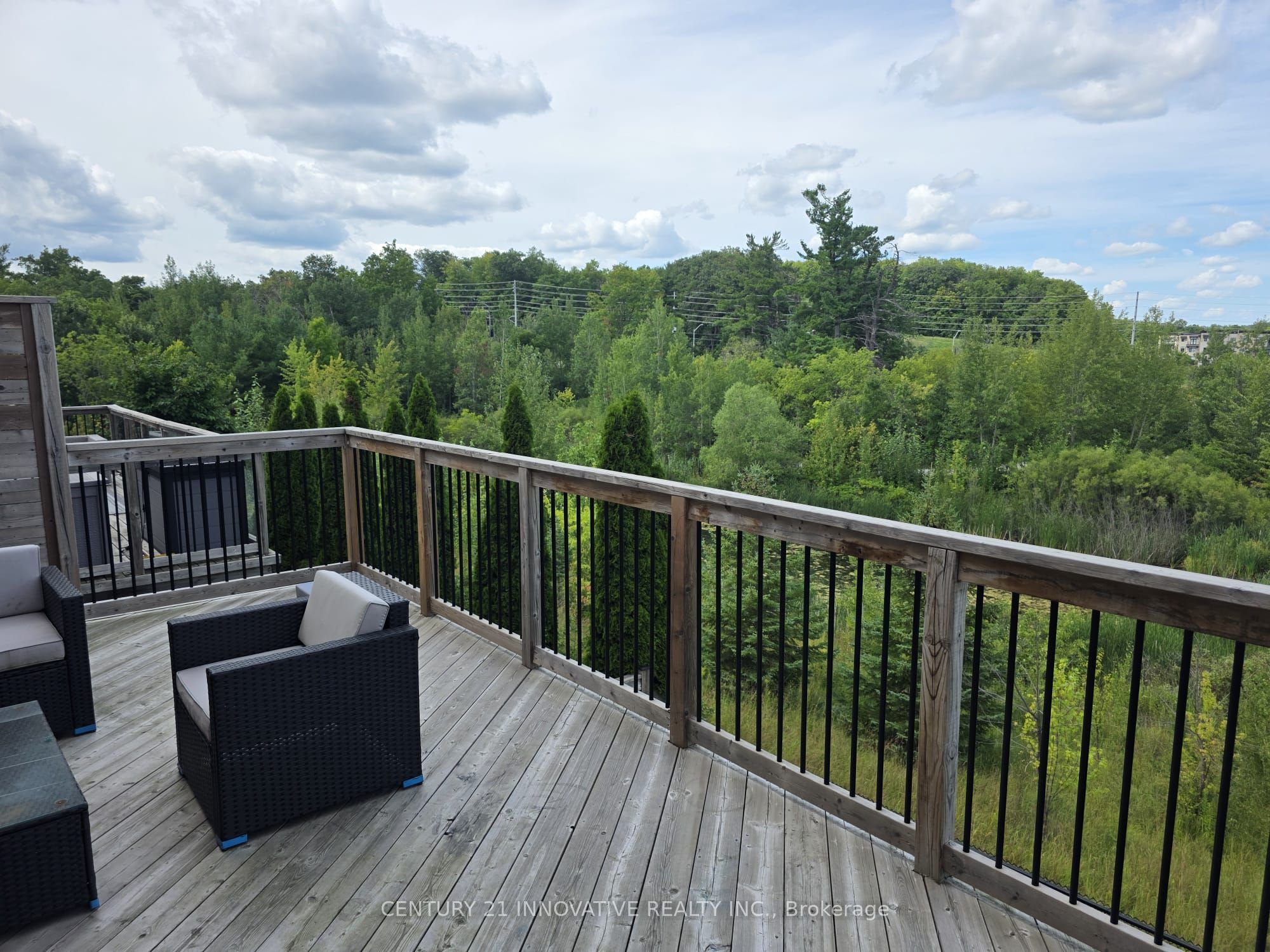 118 Santa Amato Crescent Upper Property Photo 22