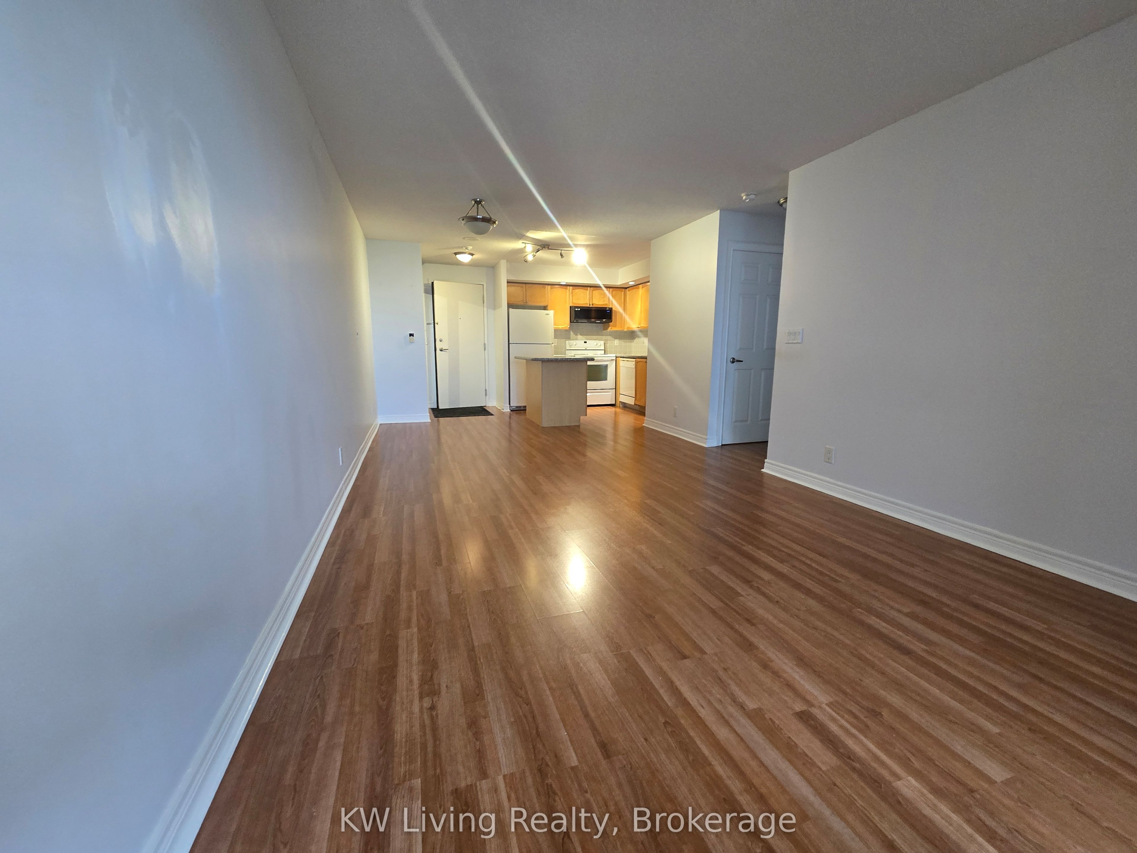 33 Cox Boulevard 701 Property Photo 15