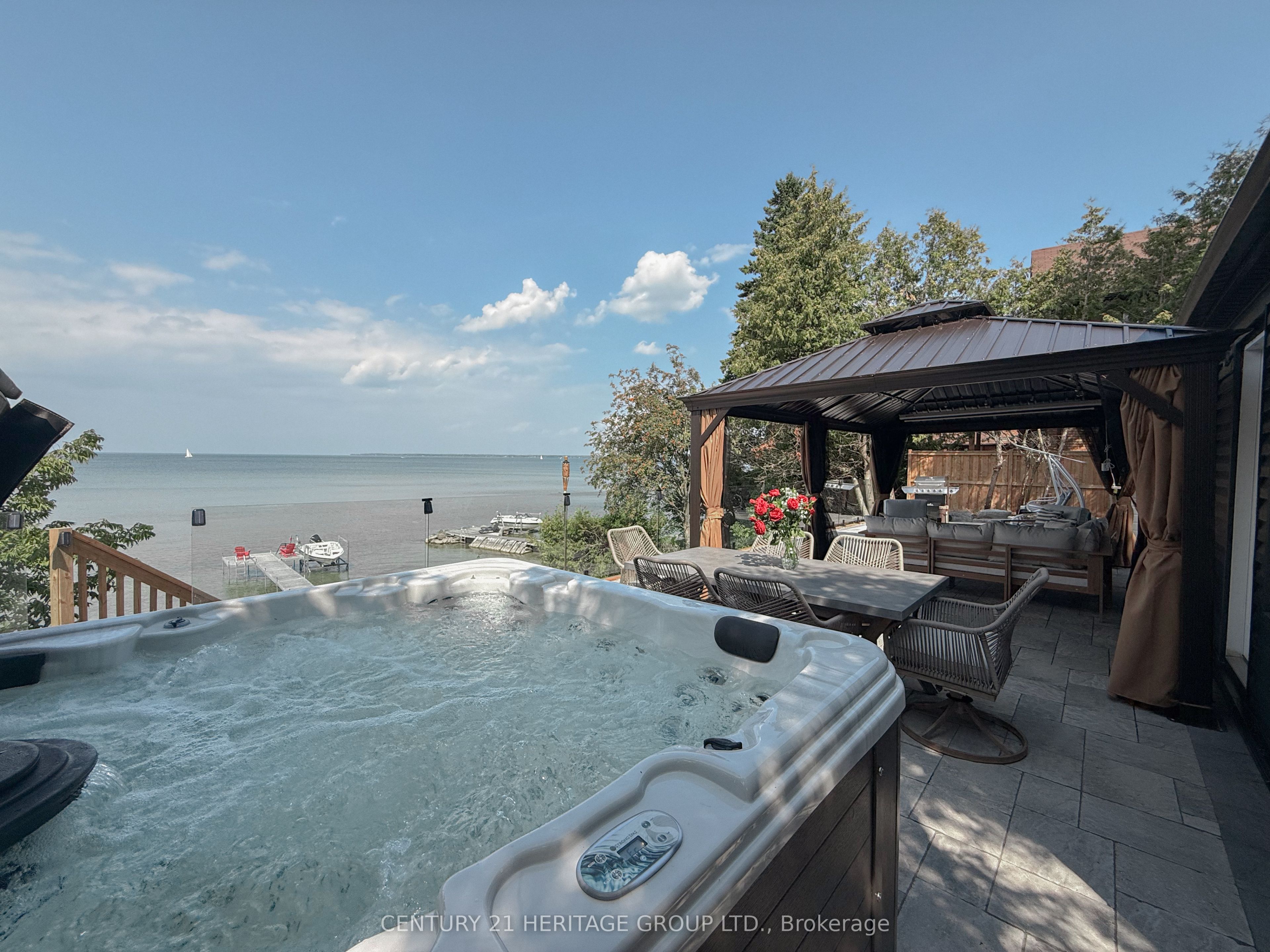 110 Hedge Road Property Photo 25