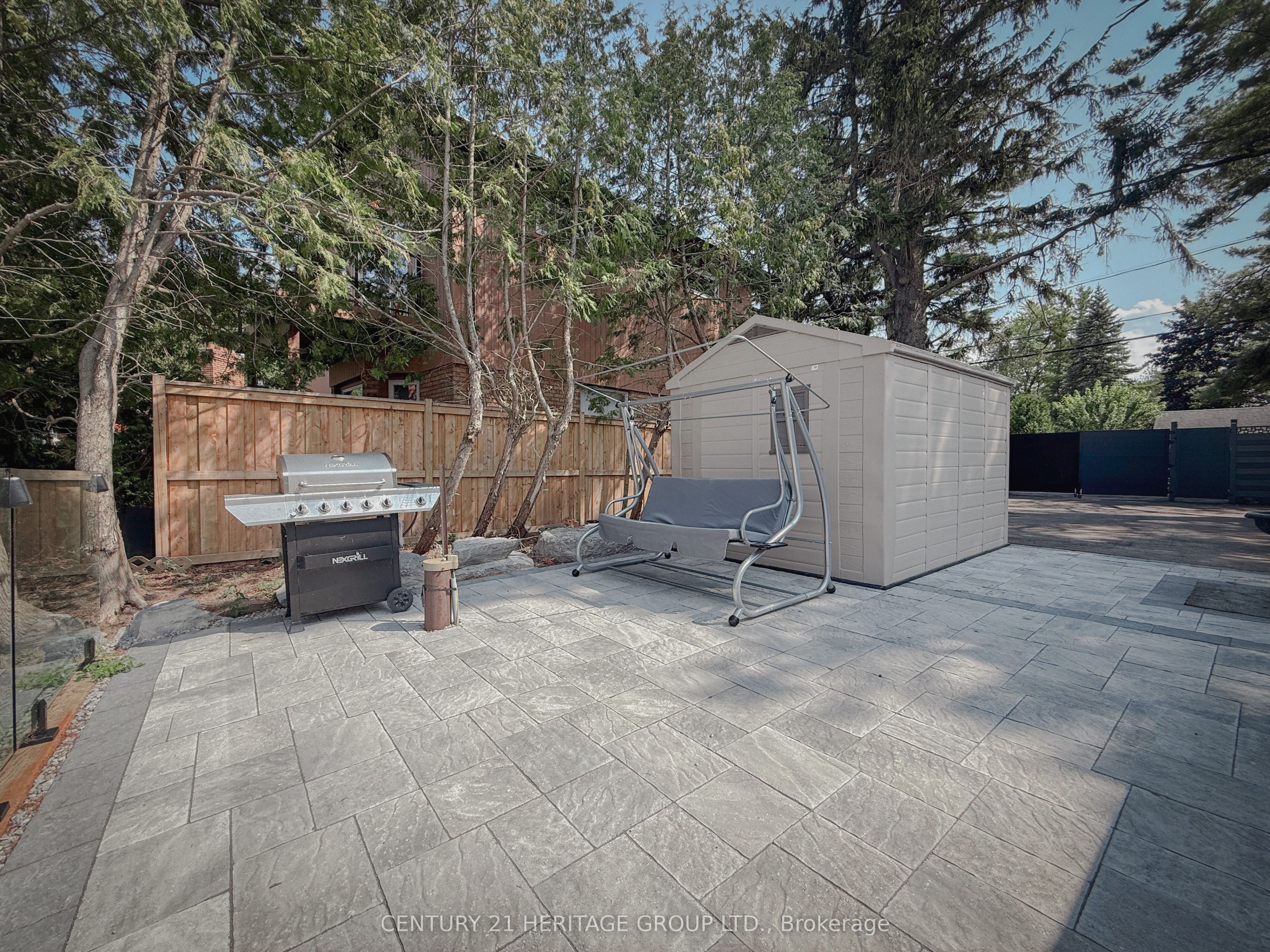 110 Hedge Road Property Photo 30