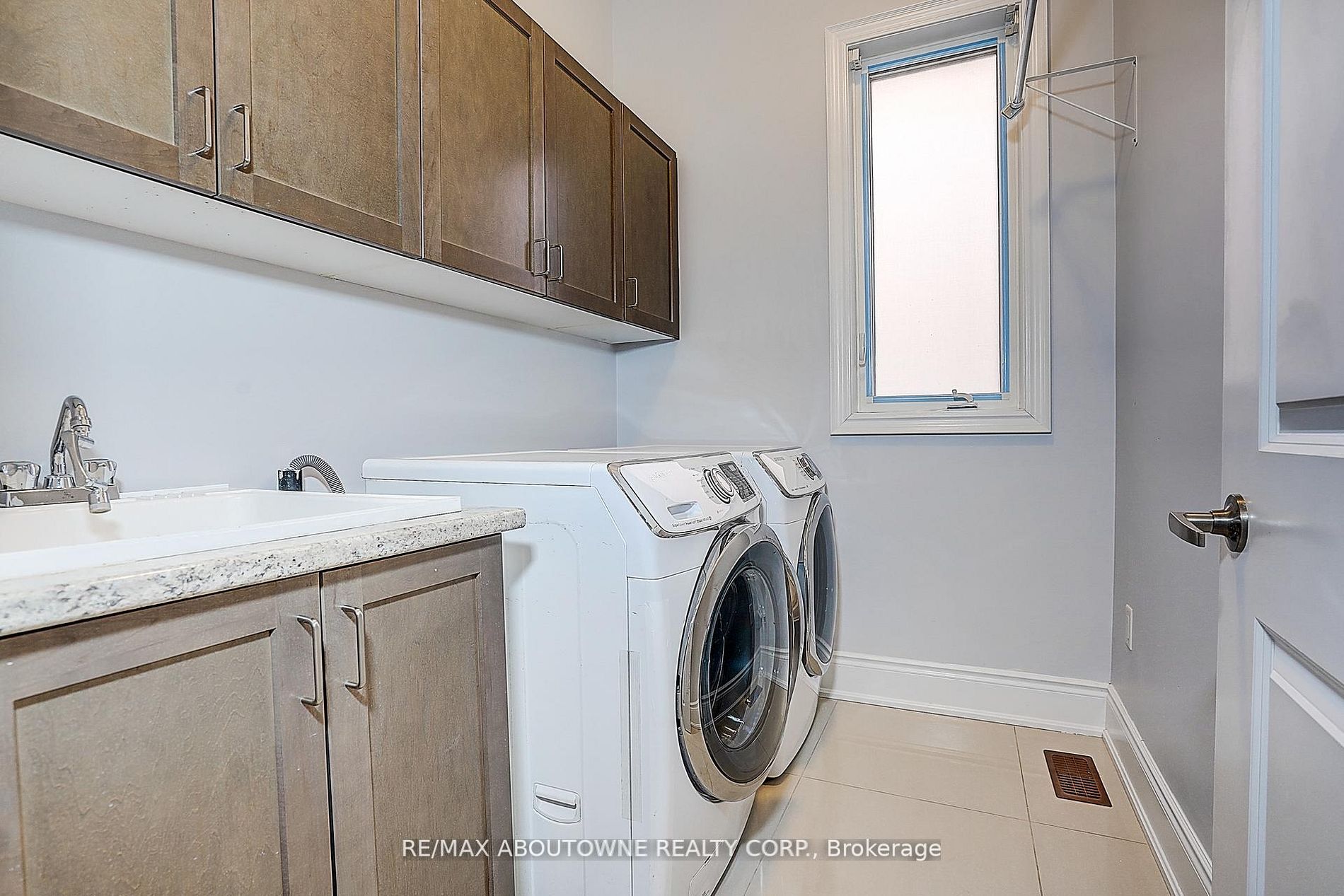16 Gracedale Drive Property Photo 33