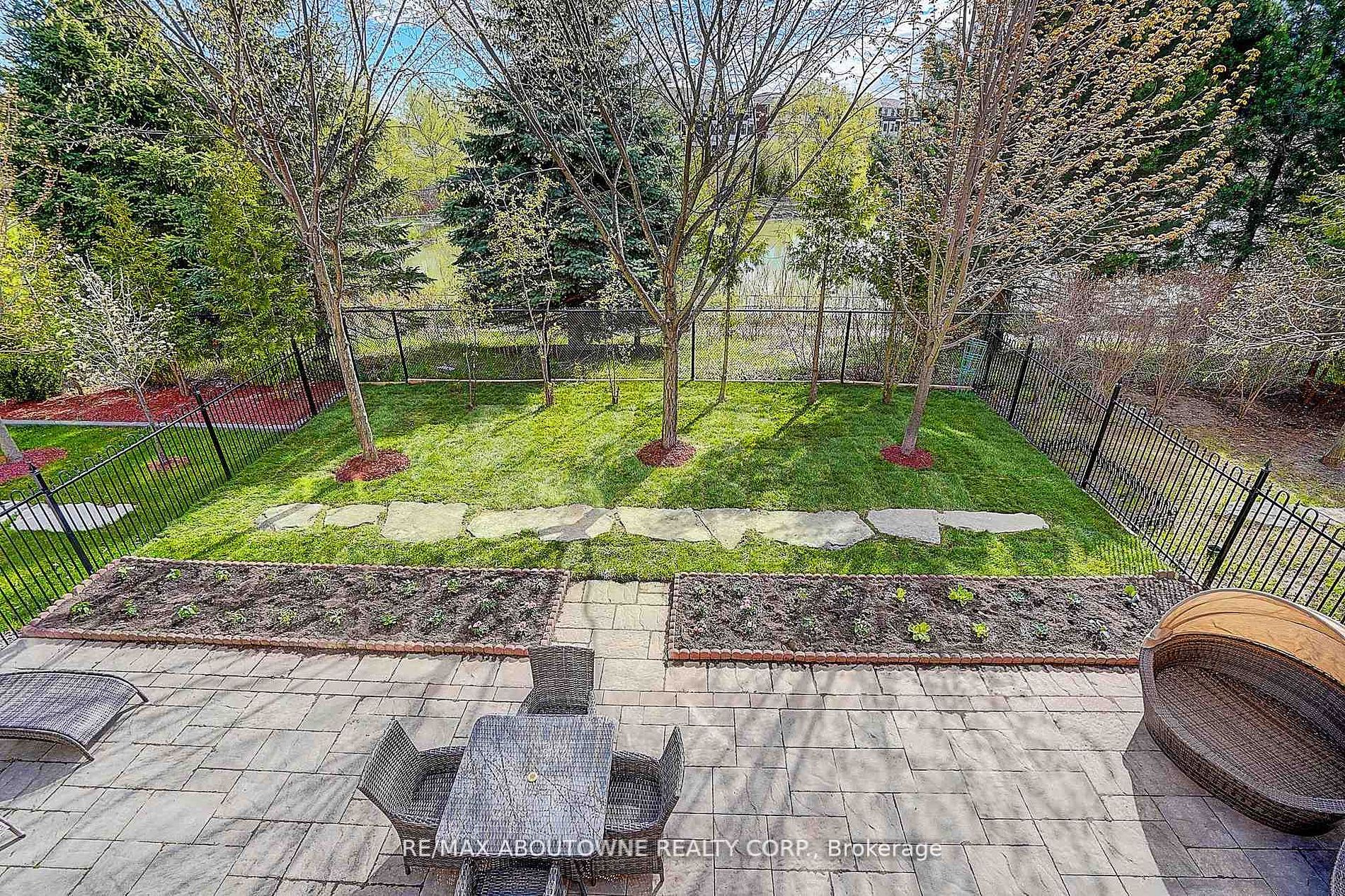 16 Gracedale Drive Property Photo 41
