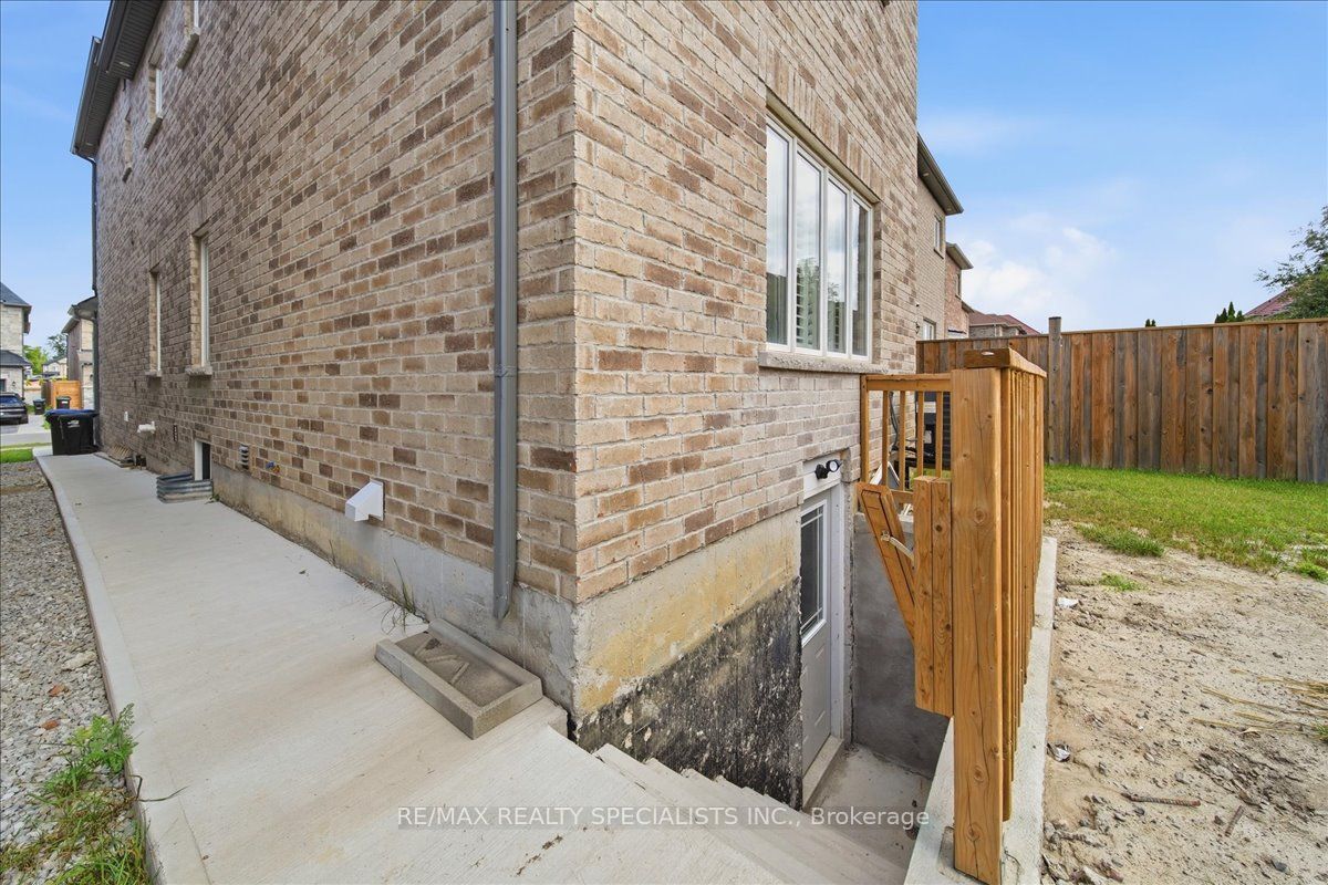 77 Mckenzie Way Property Photo 10