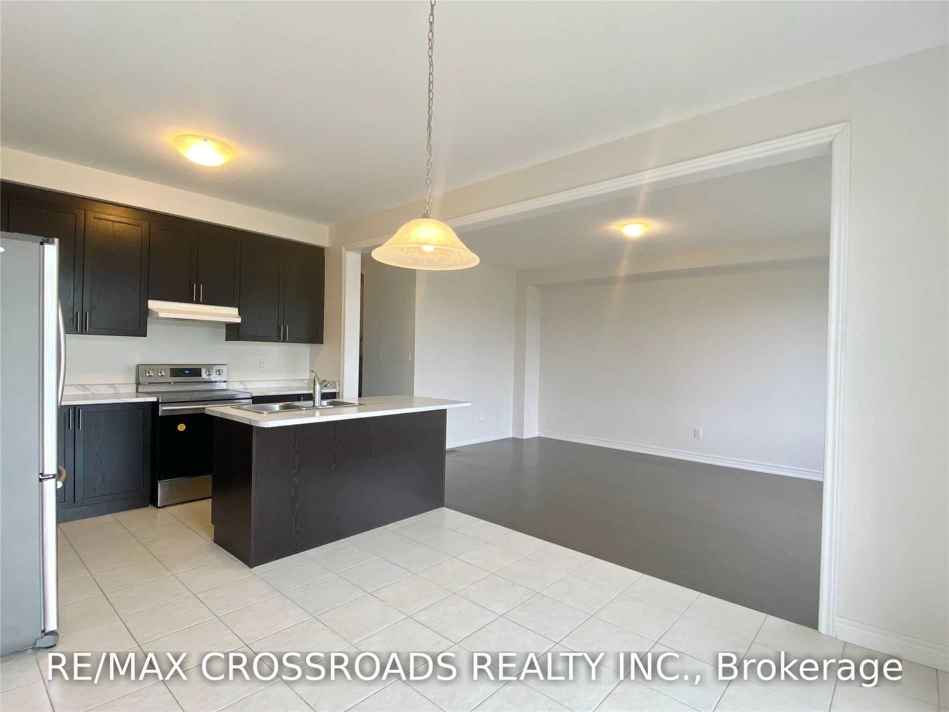 172 Decast Crescent Property Photo 10