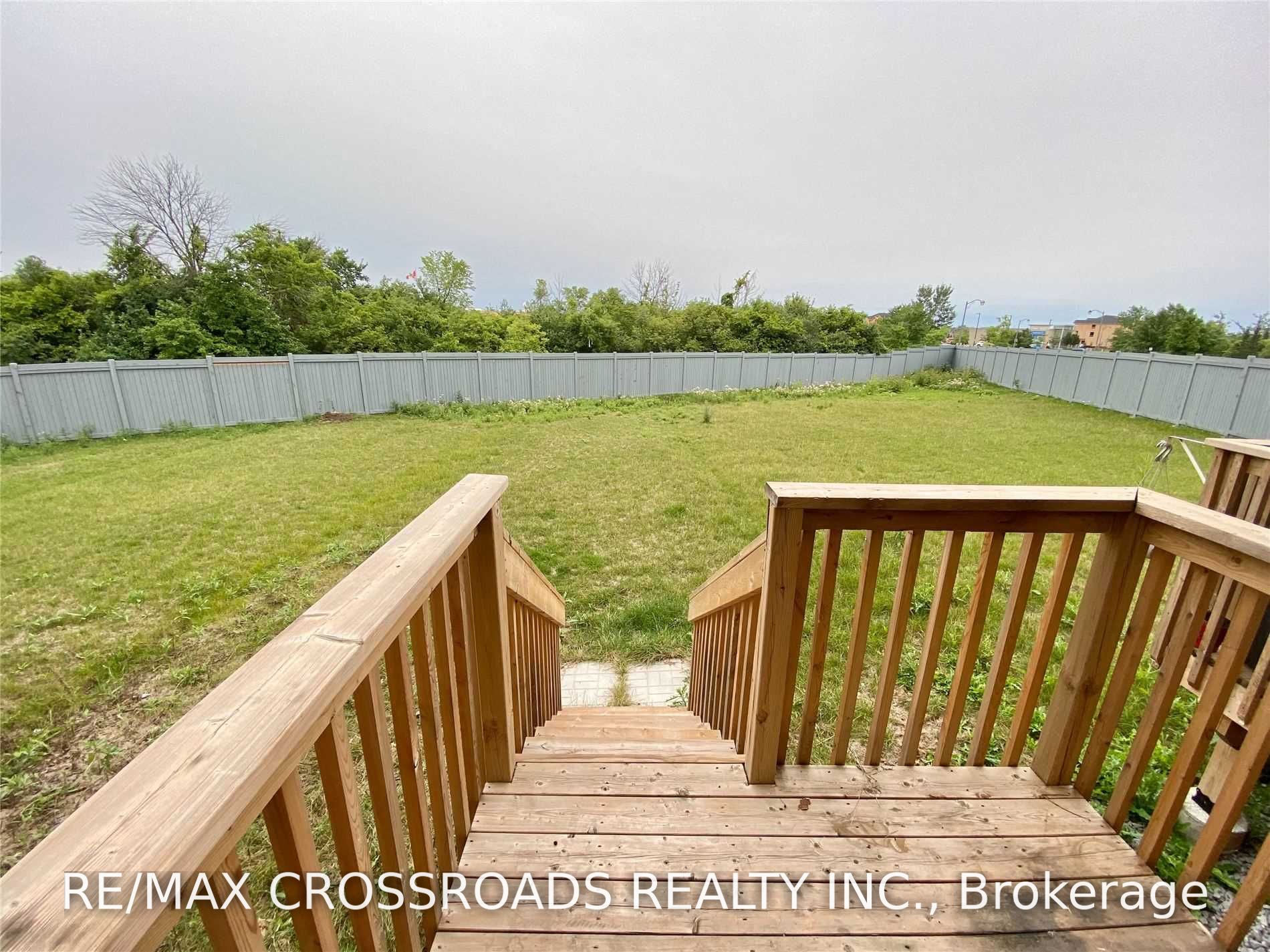 172 Decast Crescent Property Photo 12
