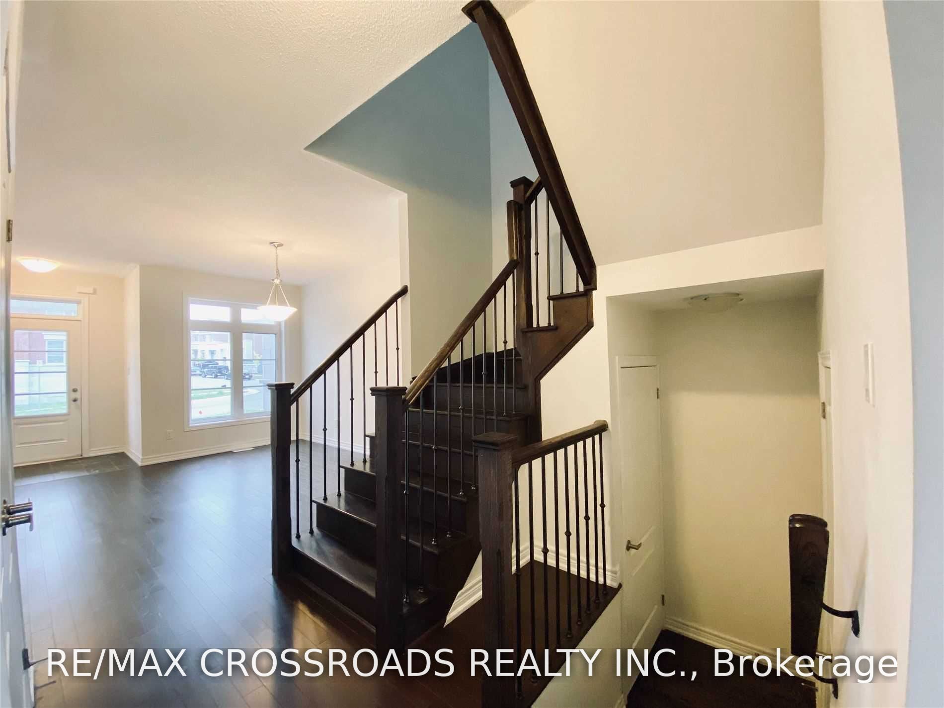 172 Decast Crescent Property Photo 13