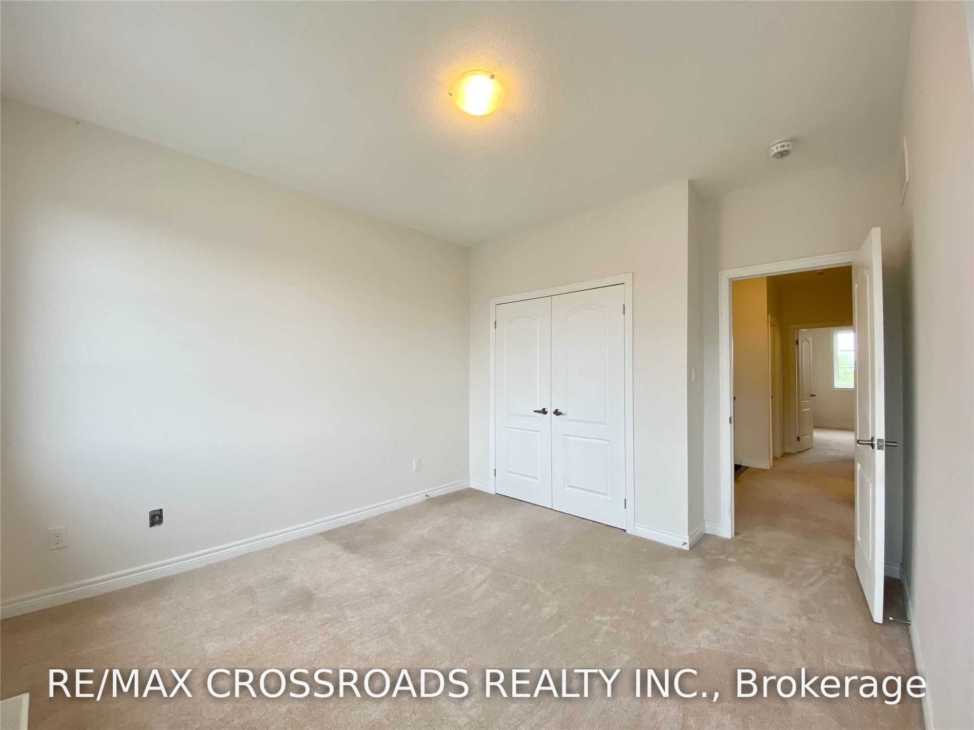 172 Decast Crescent Property Photo 20