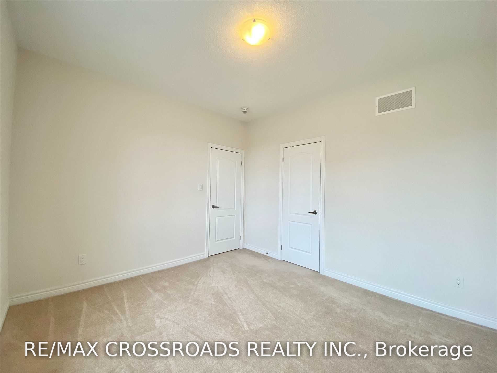 172 Decast Crescent Property Photo 22