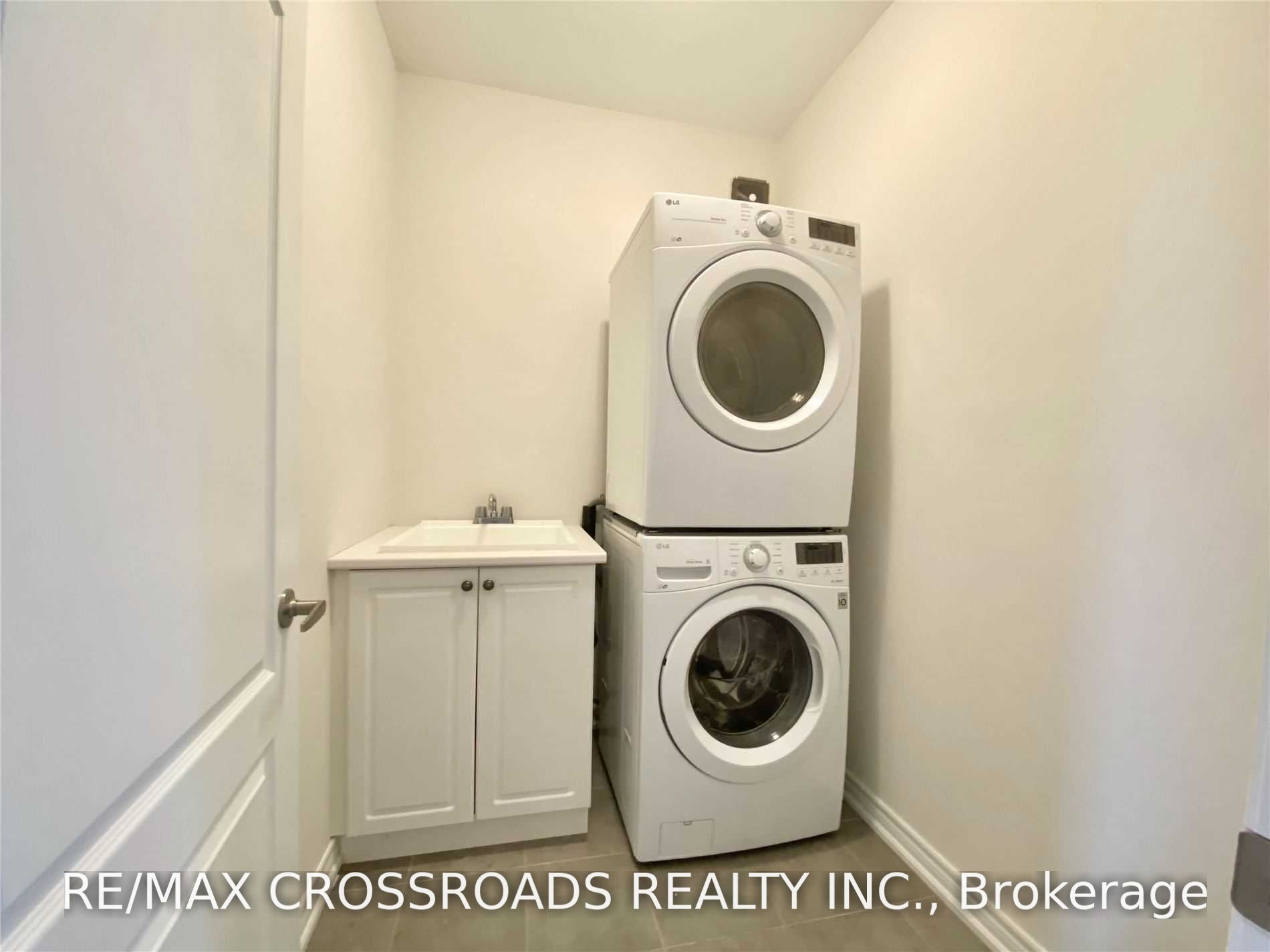 172 Decast Crescent Property Photo 24