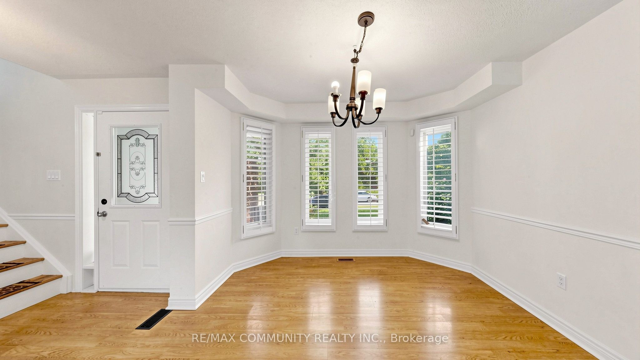 38 Iveagh Drive Property Photo 7