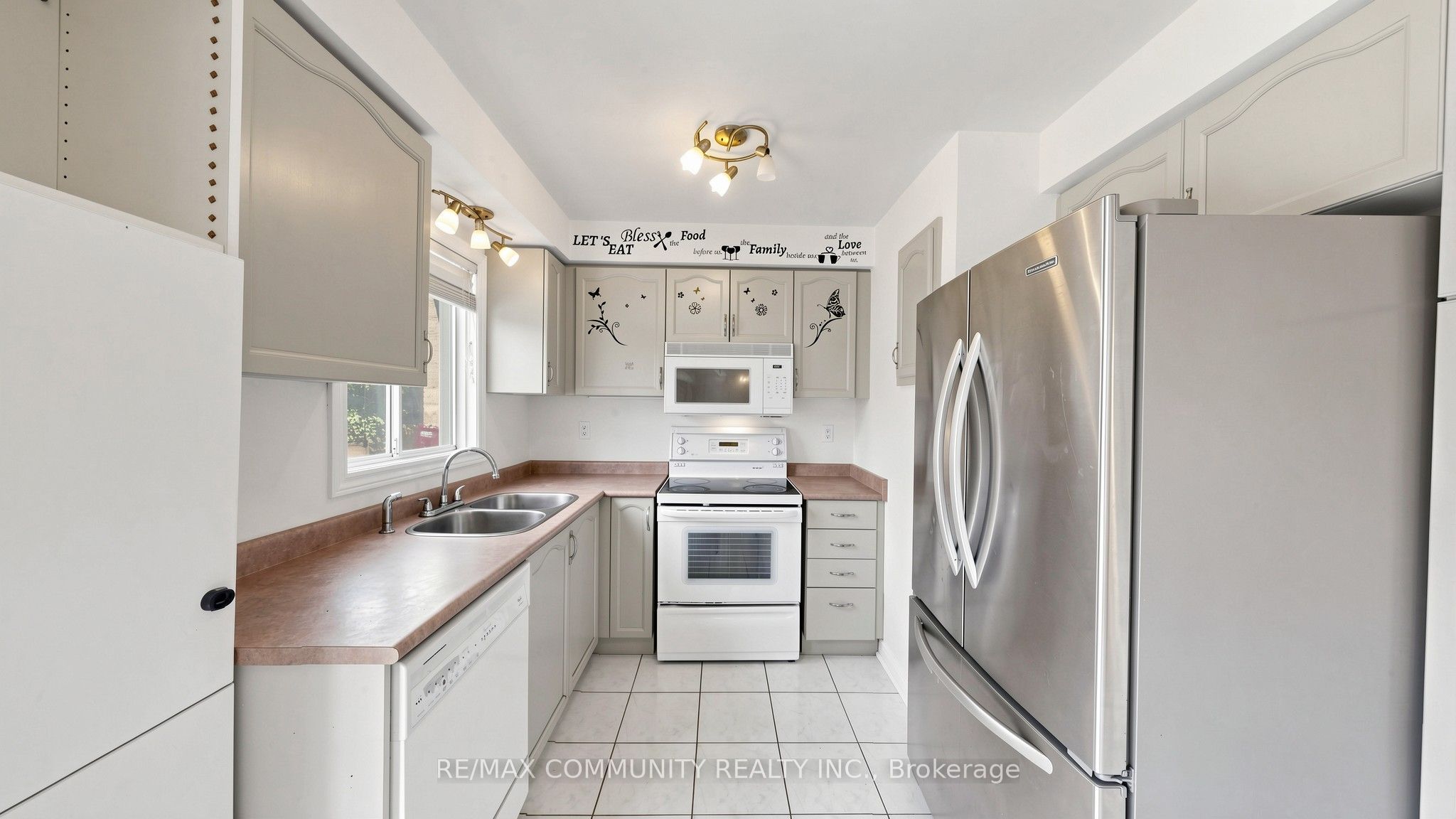 38 Iveagh Drive Property Photo 10
