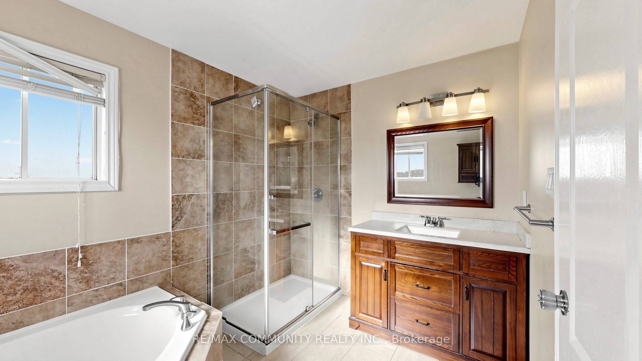 38 Iveagh Drive Property Photo 22