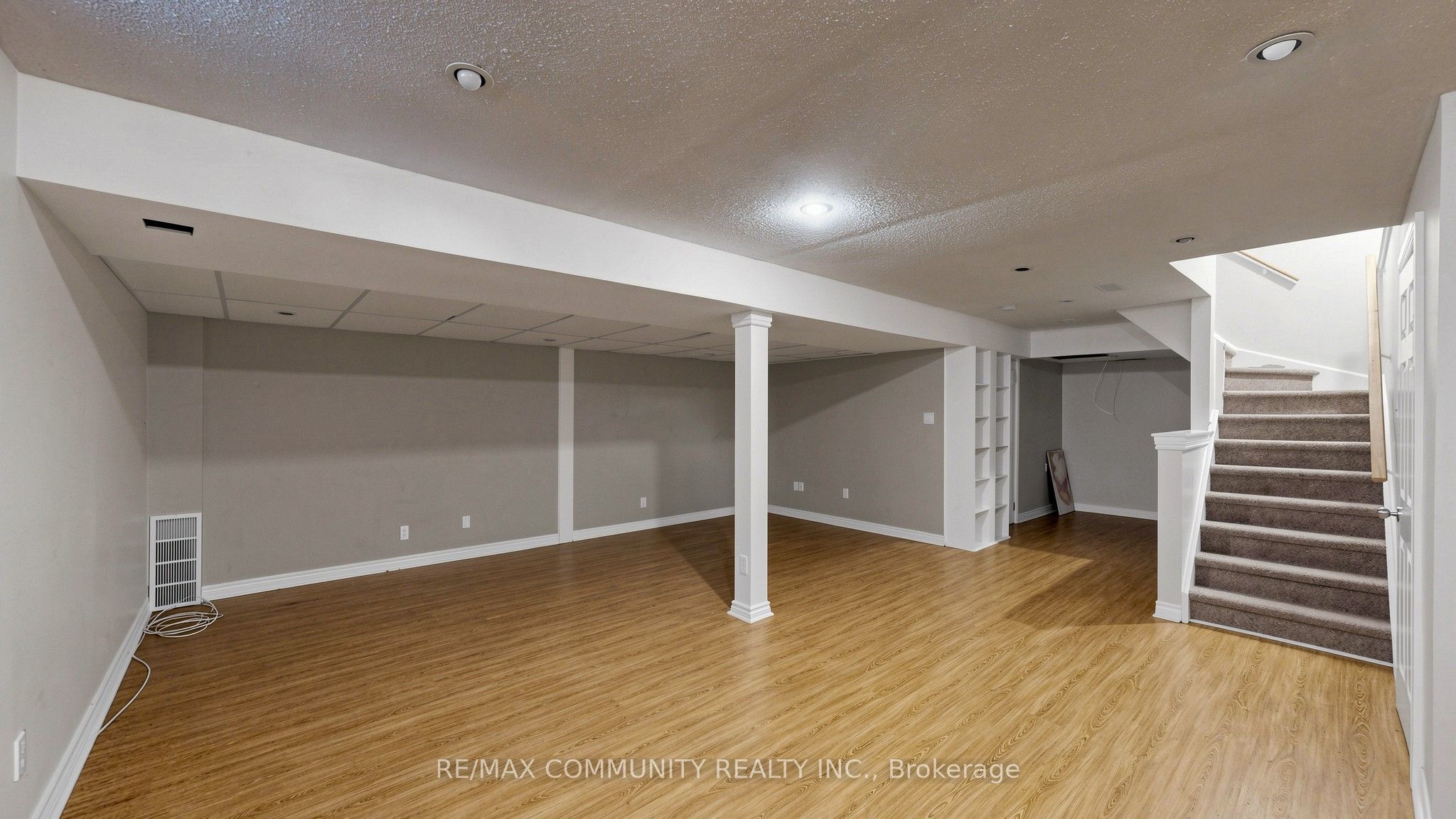 38 Iveagh Drive Property Photo 34