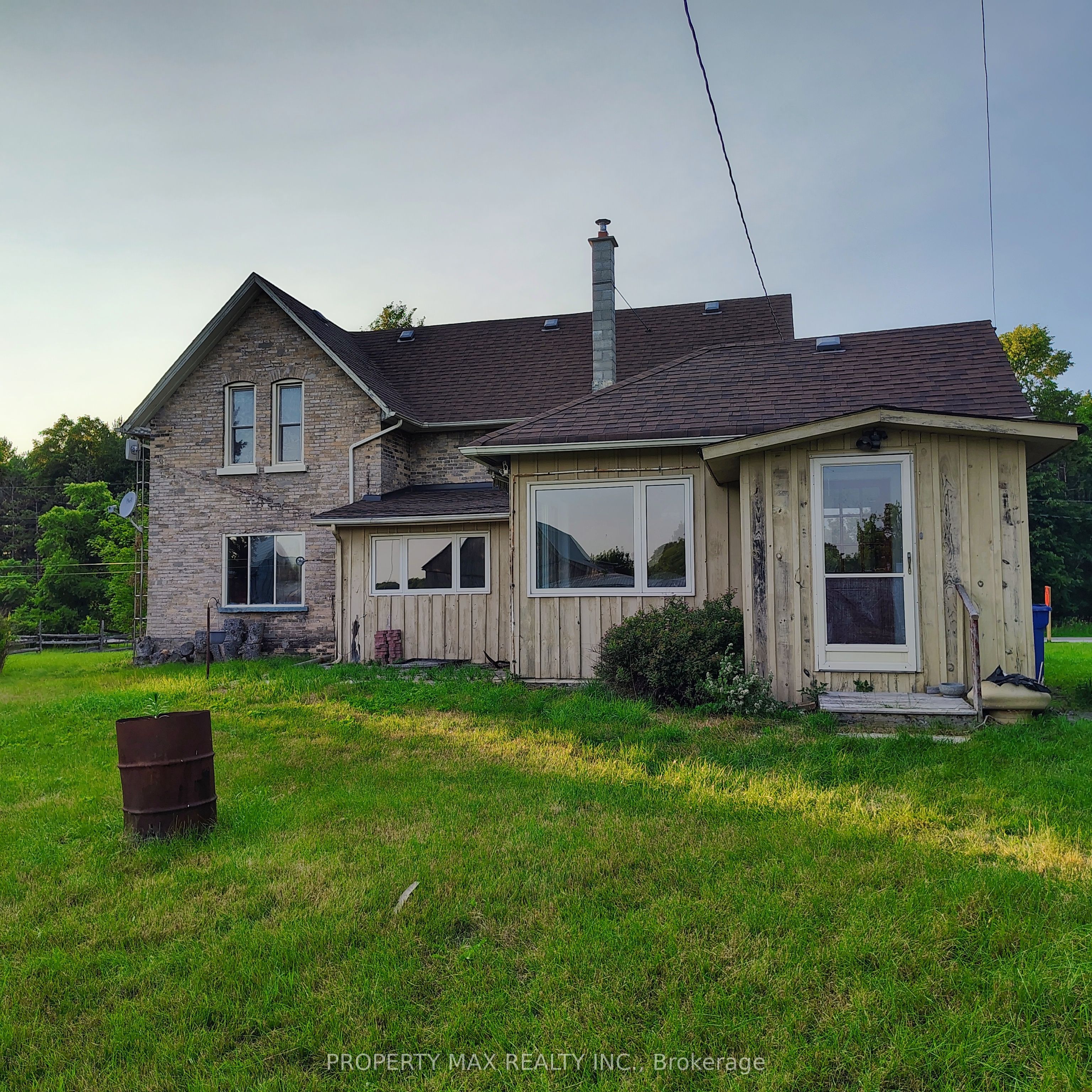 5363 Davis Drive Property Photo 4