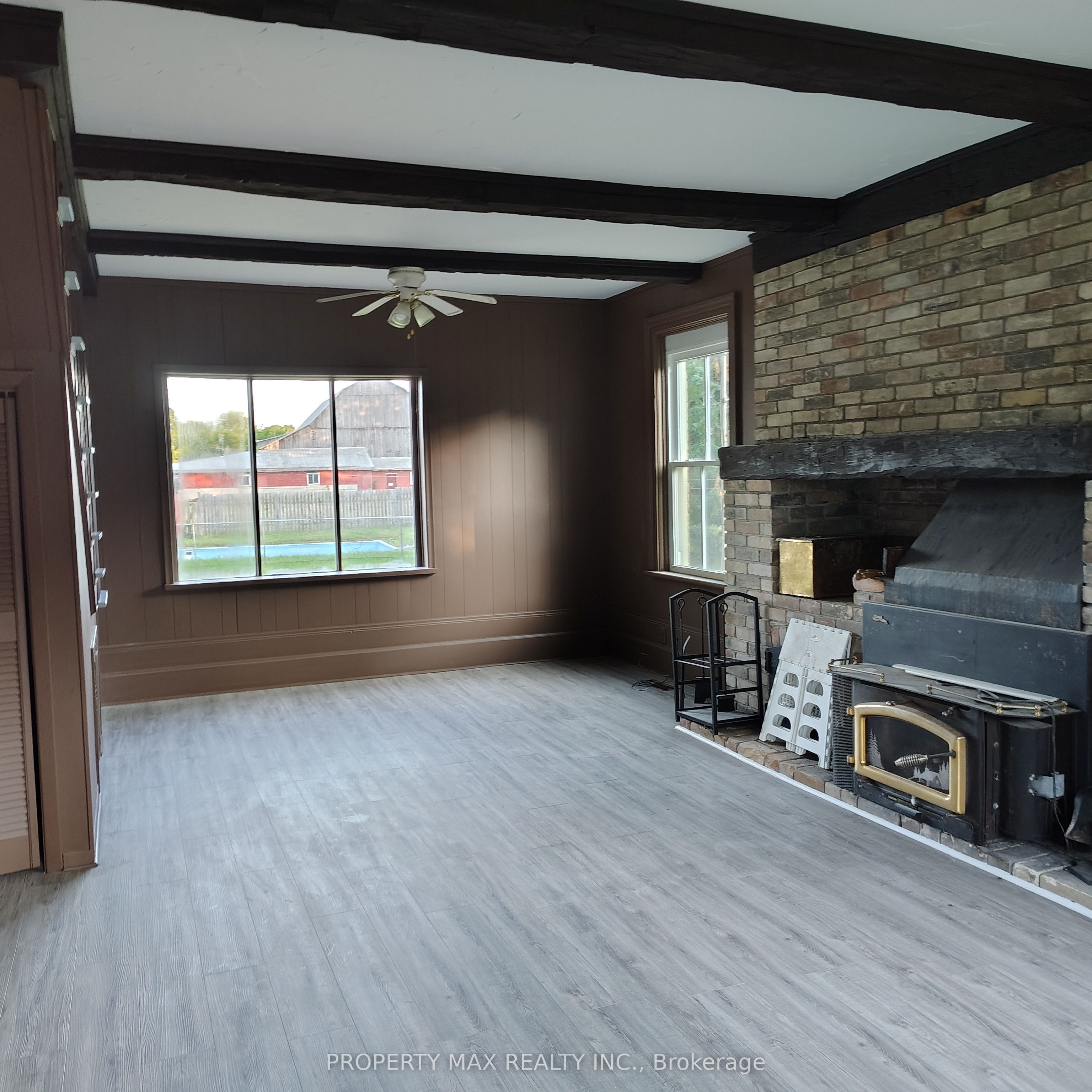 5363 Davis Drive Property Photo 9