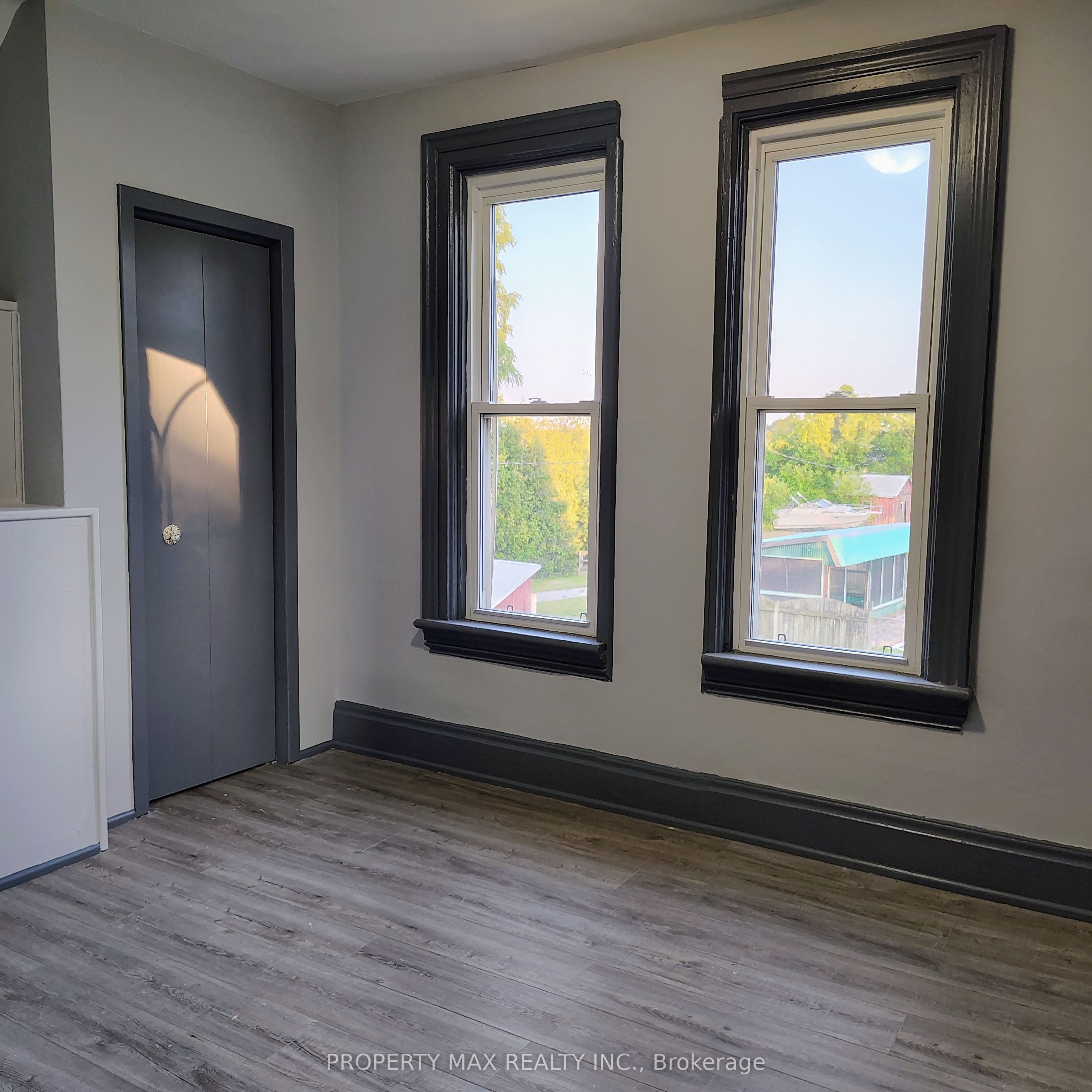 5363 Davis Drive Property Photo 17