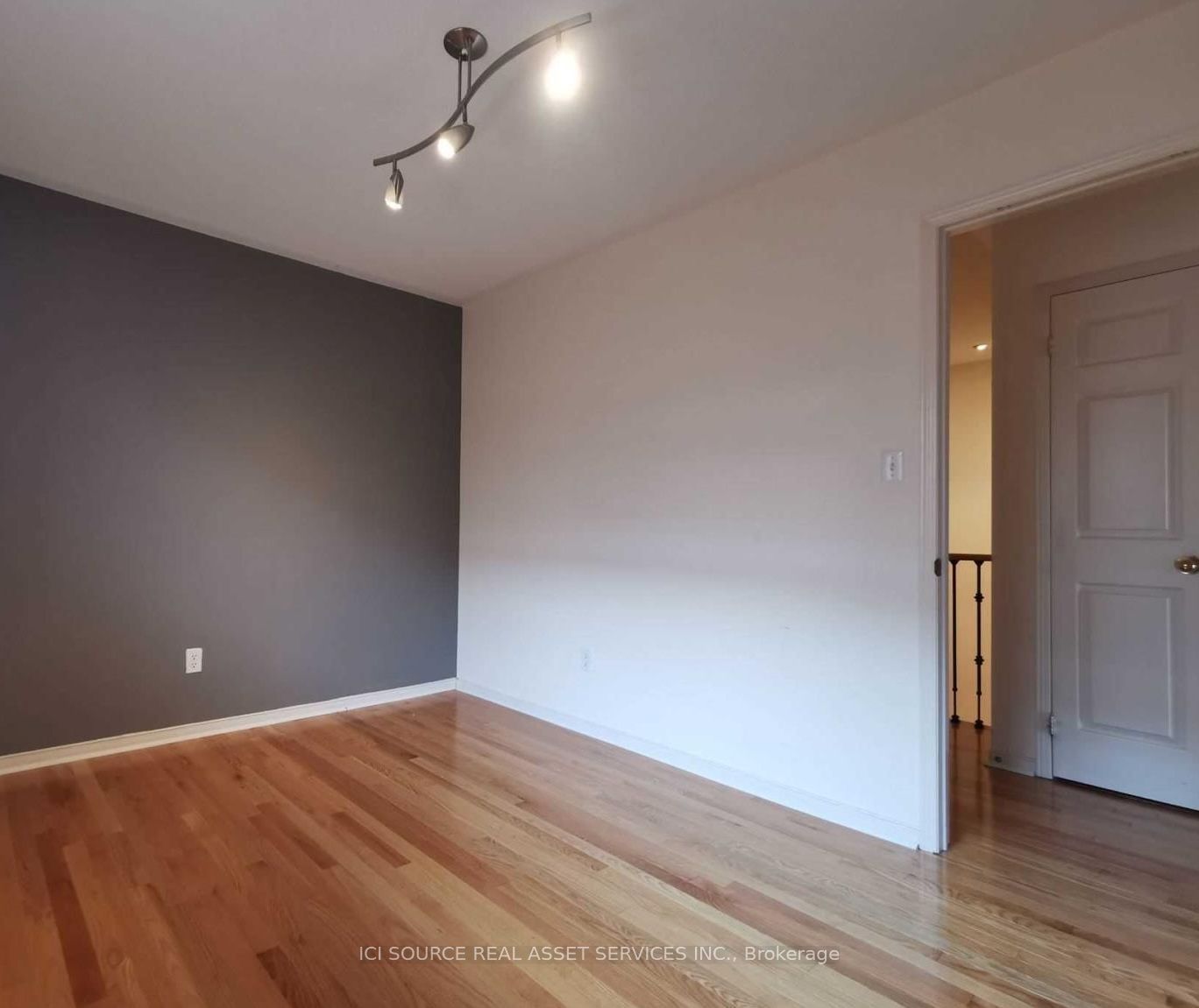 8 Maffey Crescent Property Photo 10