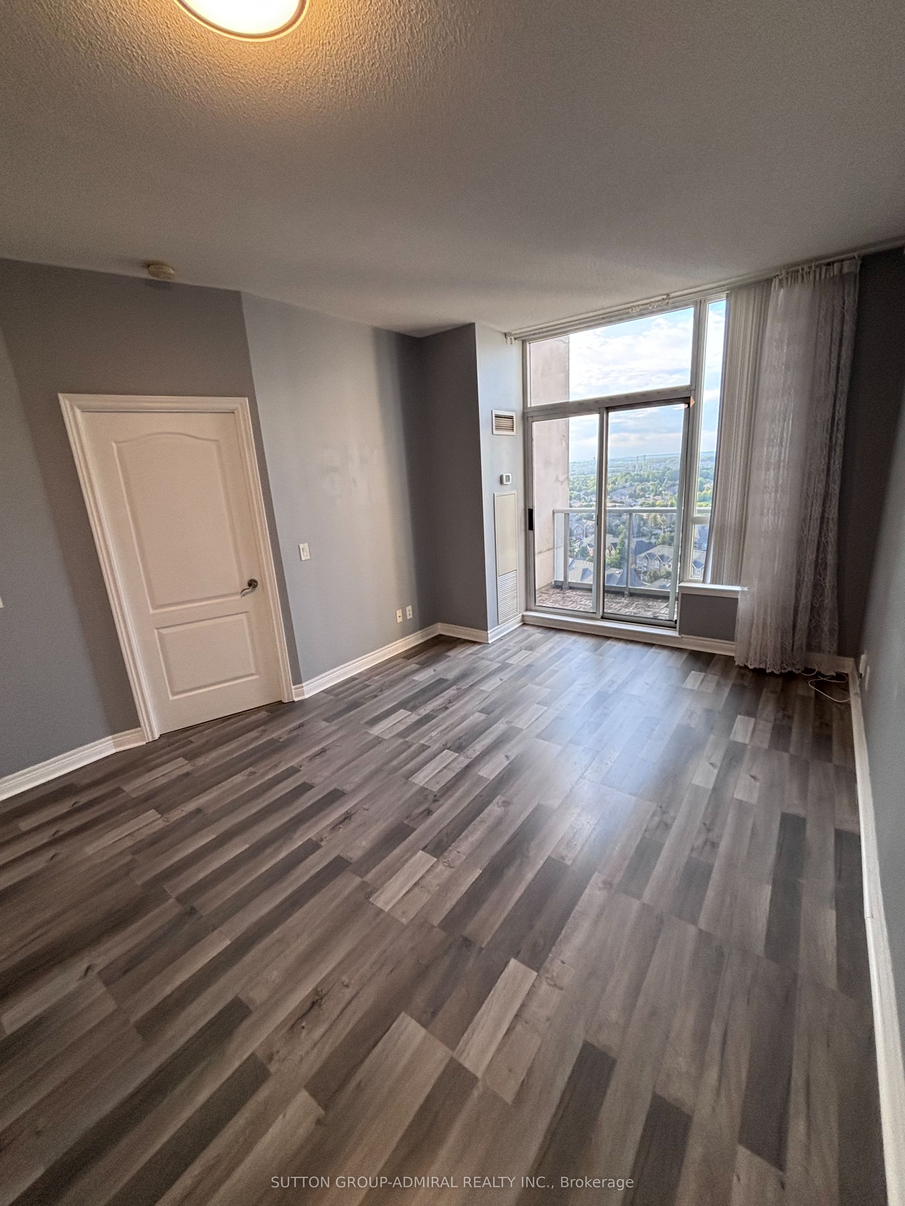 50 Disera Drive Ph05 Property Photo 24