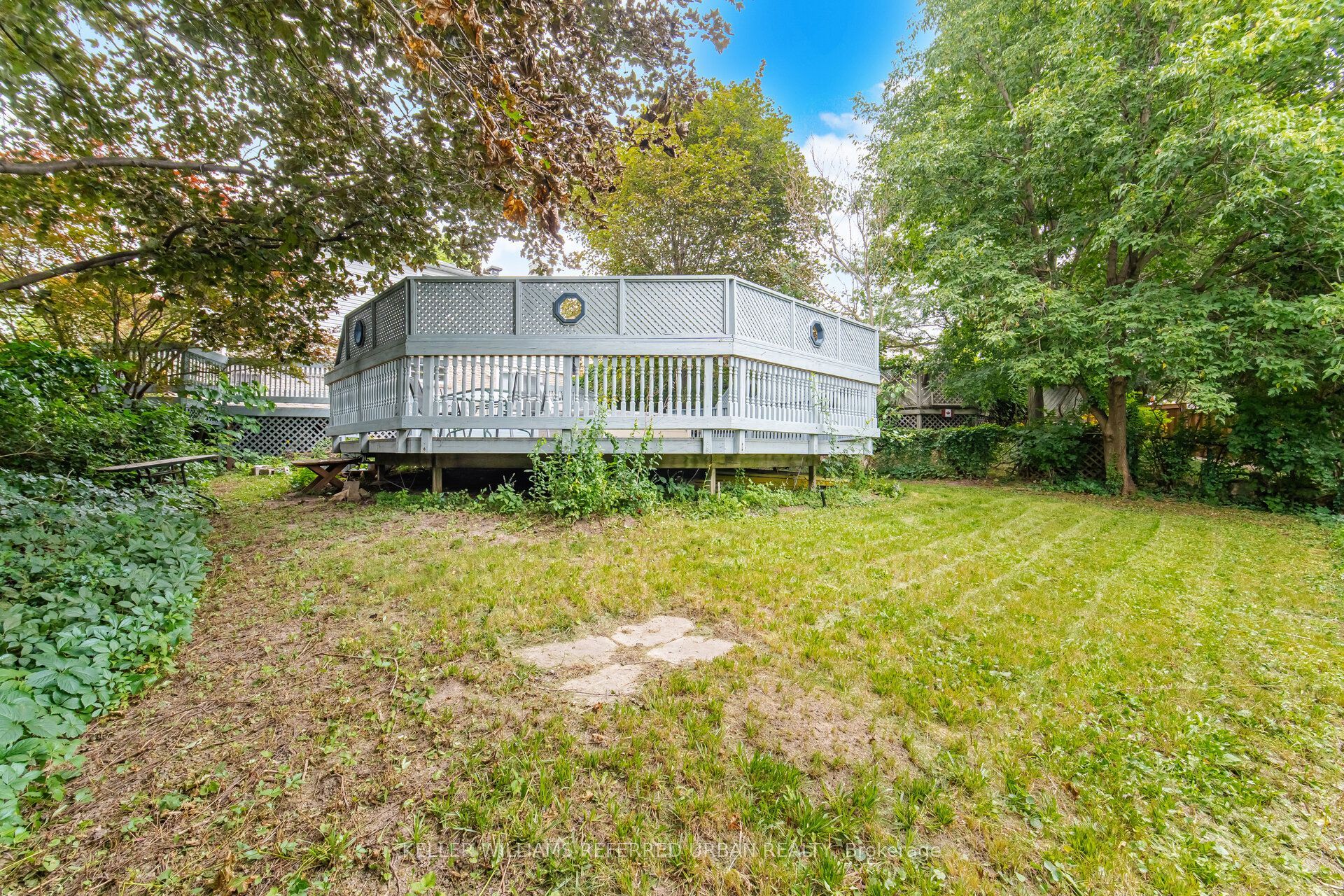 82 Eastman Crescent Property Photo 39