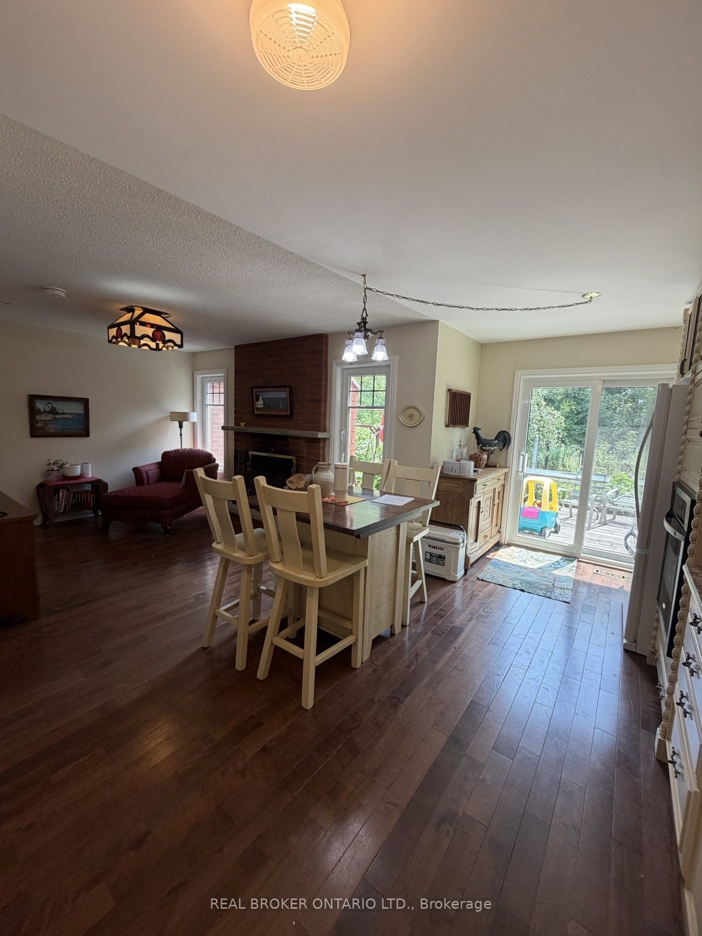 205 Cedar Beach Road Upper Property Photo 4
