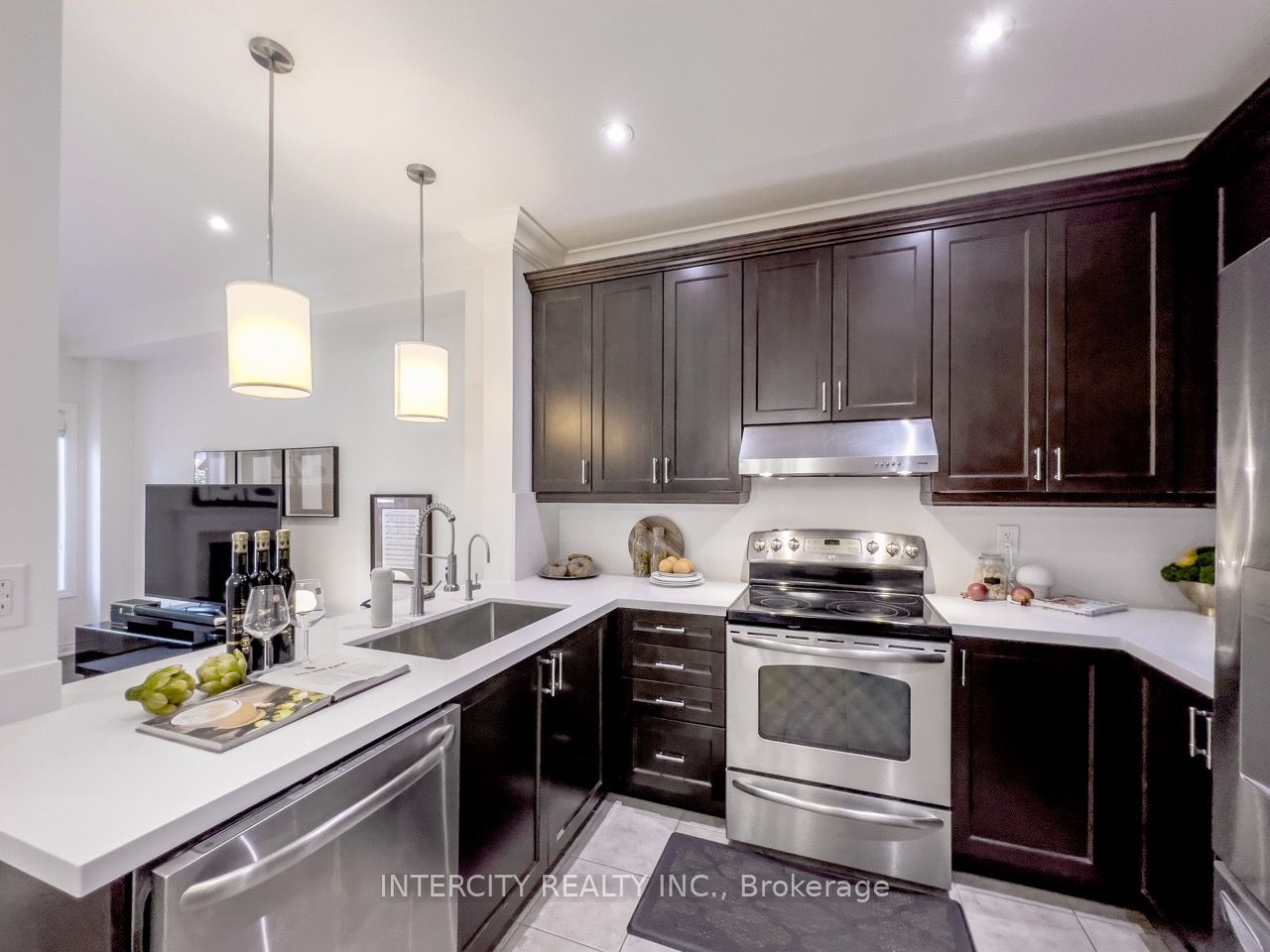 45 Lady Loretta Lane Property Photo 4