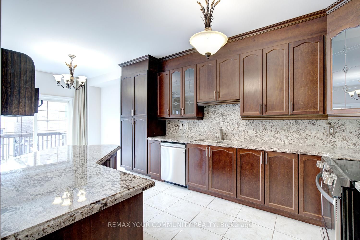 26 Yarden Drive Property Photo 17