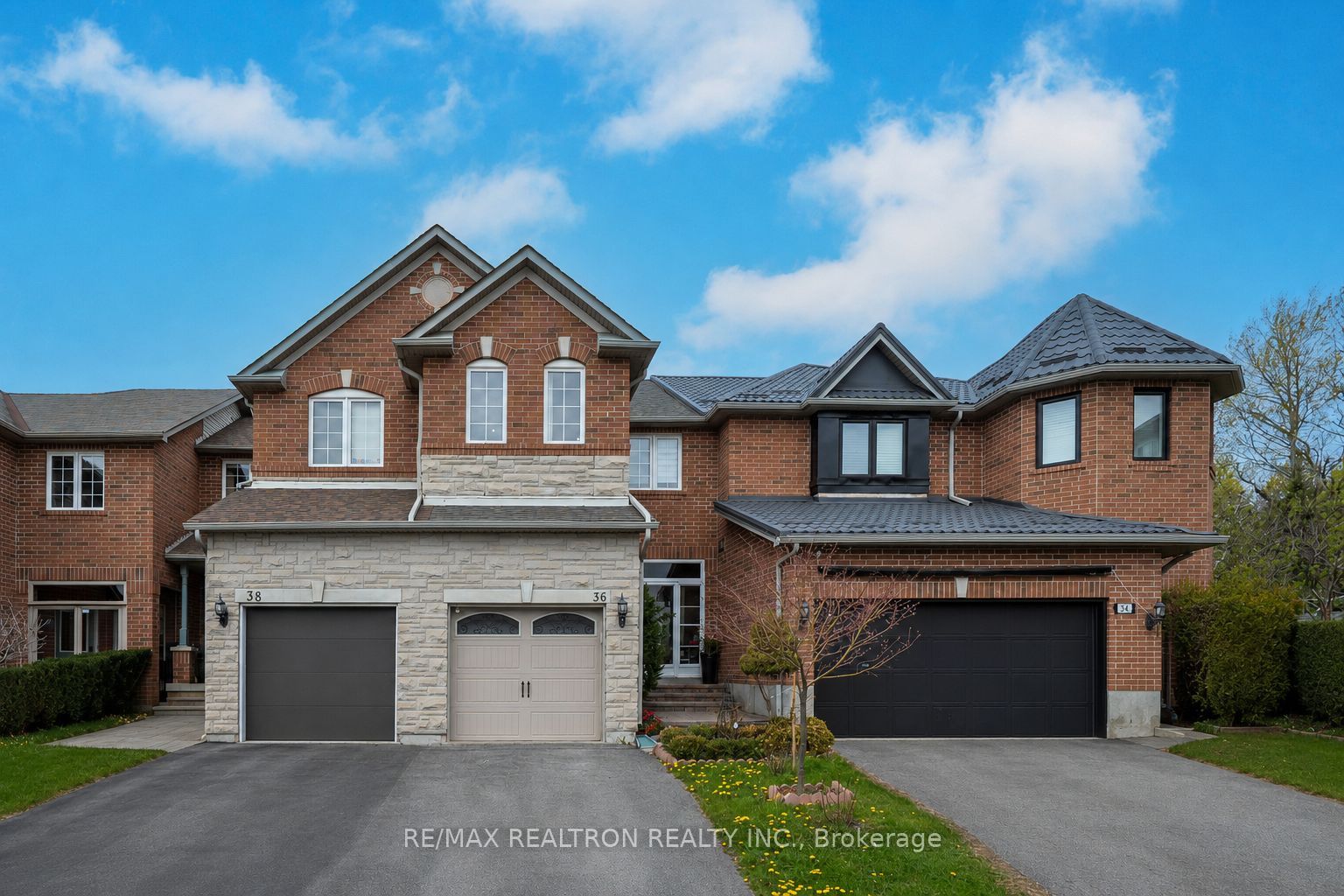 36 Edgemont Court Property Photo 3