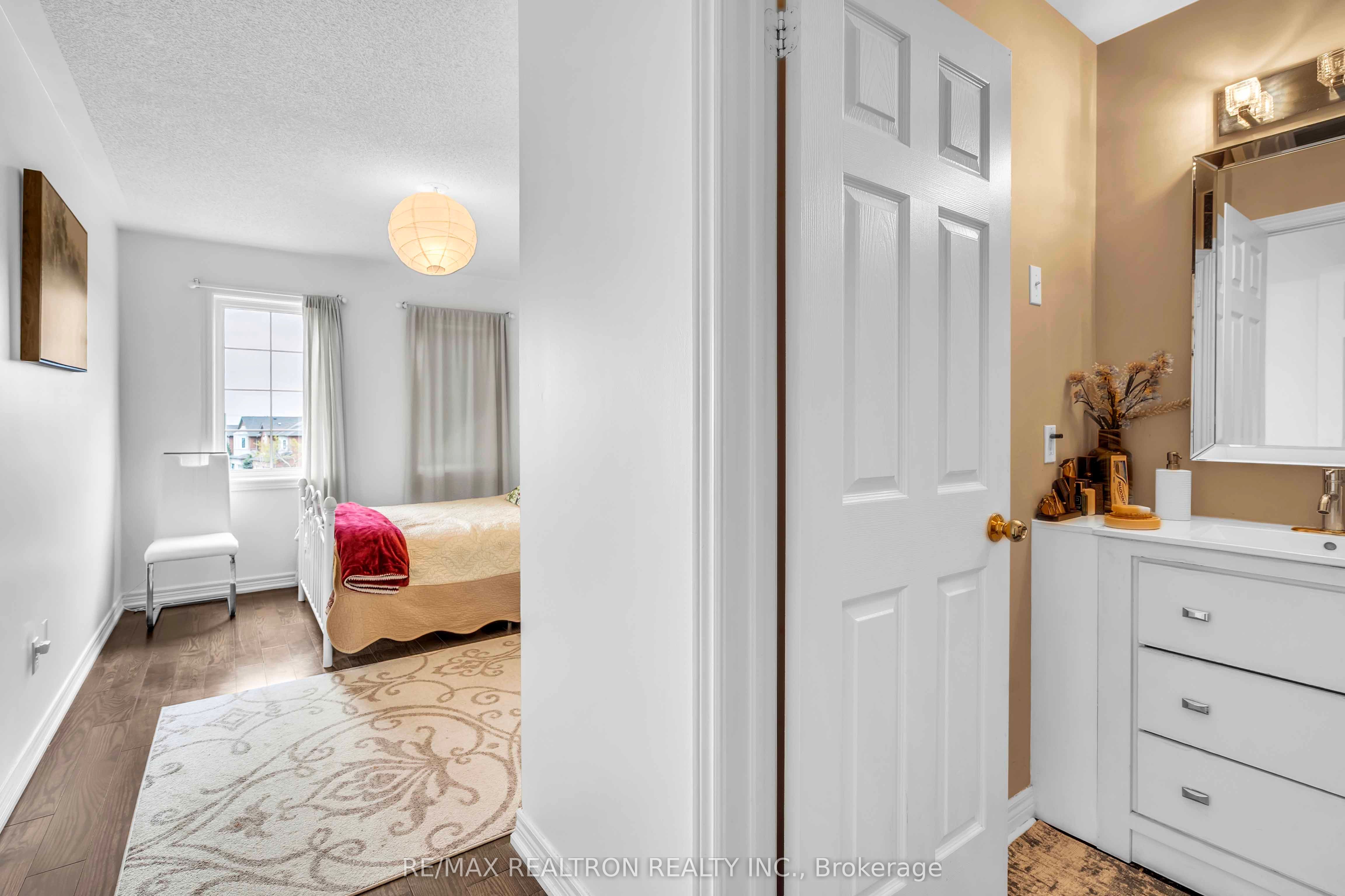 36 Edgemont Court Property Photo 18
