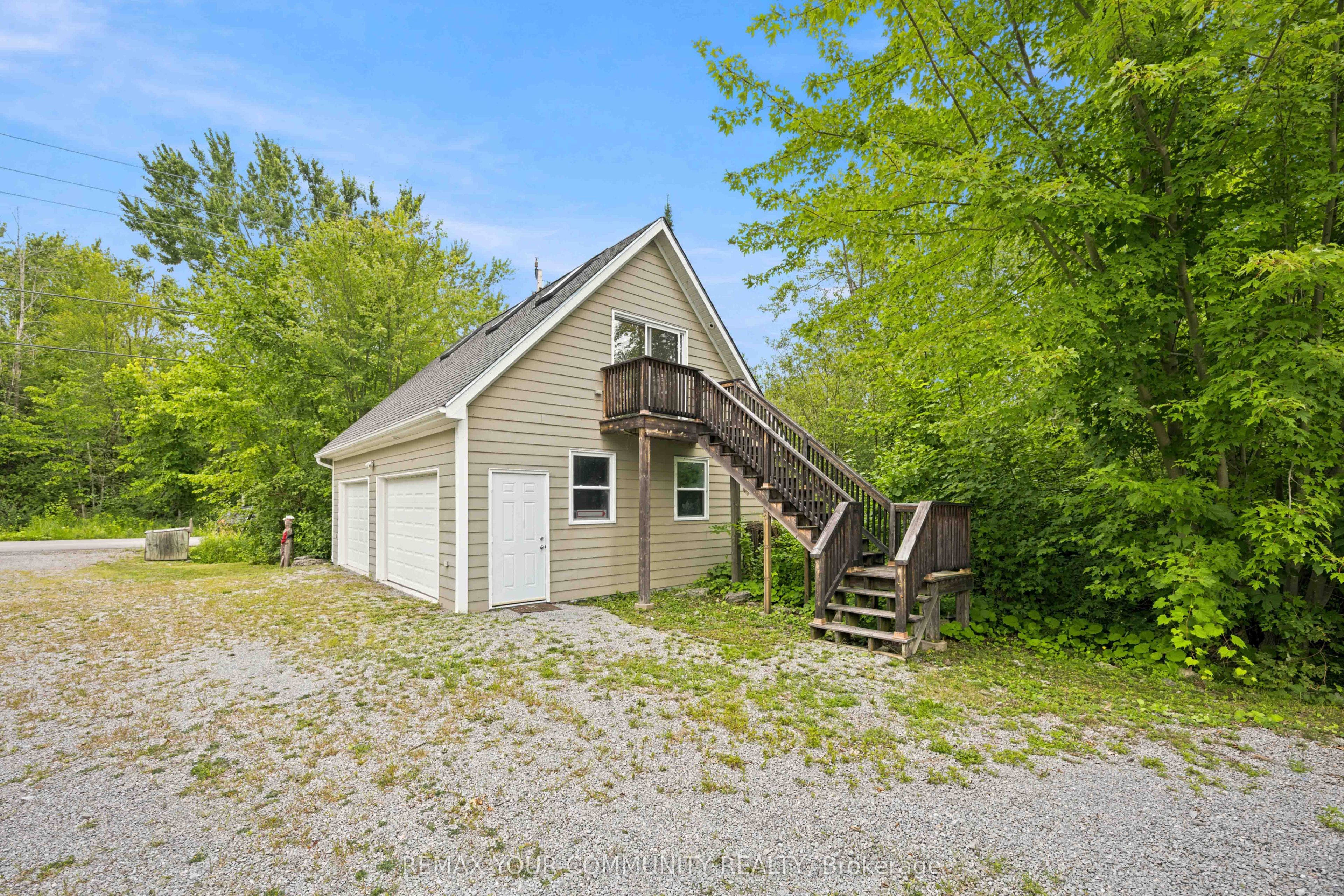 386 Bear Road Property Photo 7