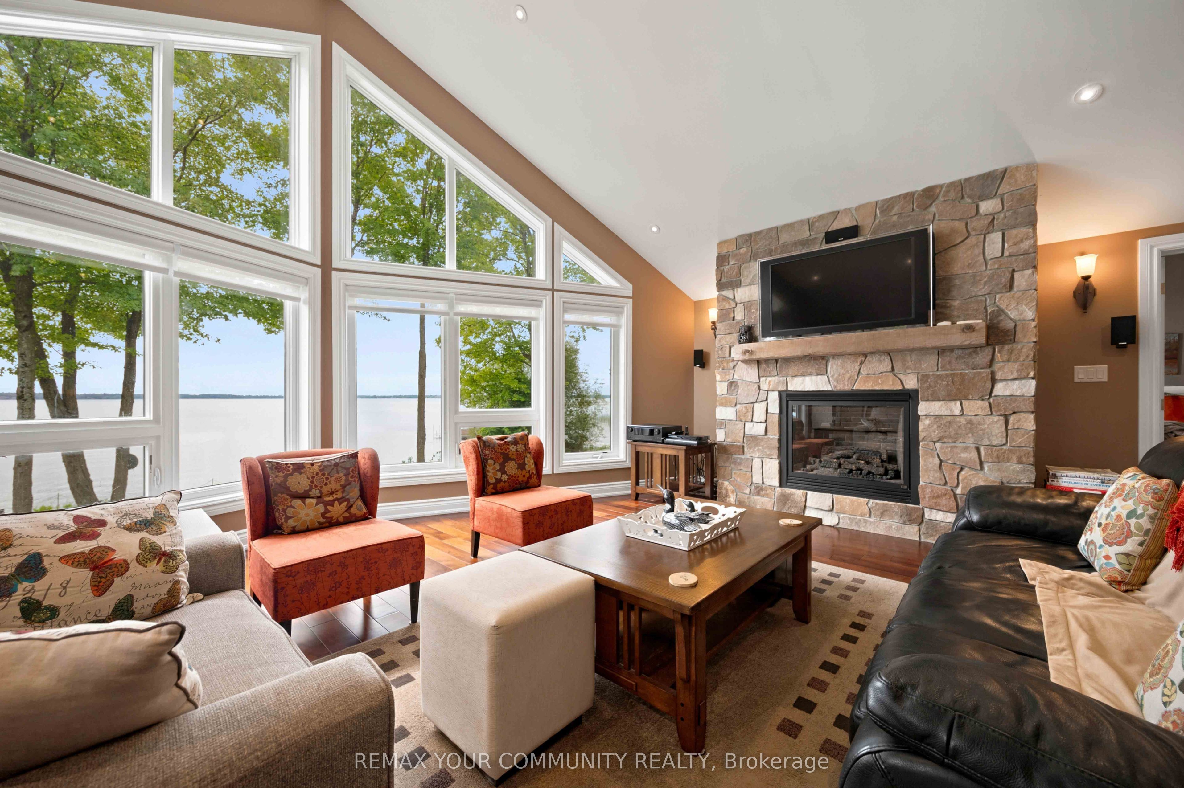 386 Bear Road Property Photo 18