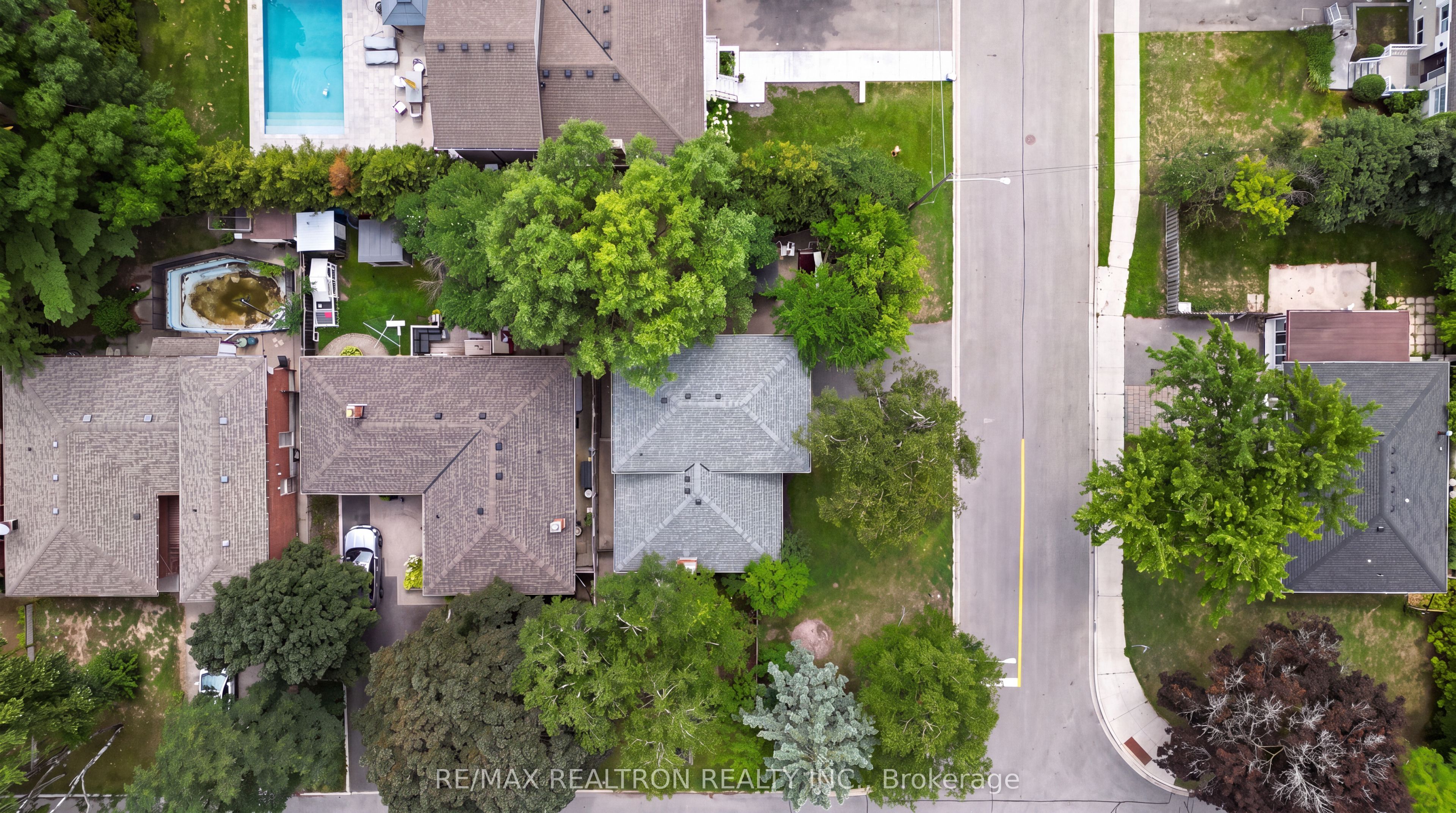 249 Tampico Road Property Photo 6