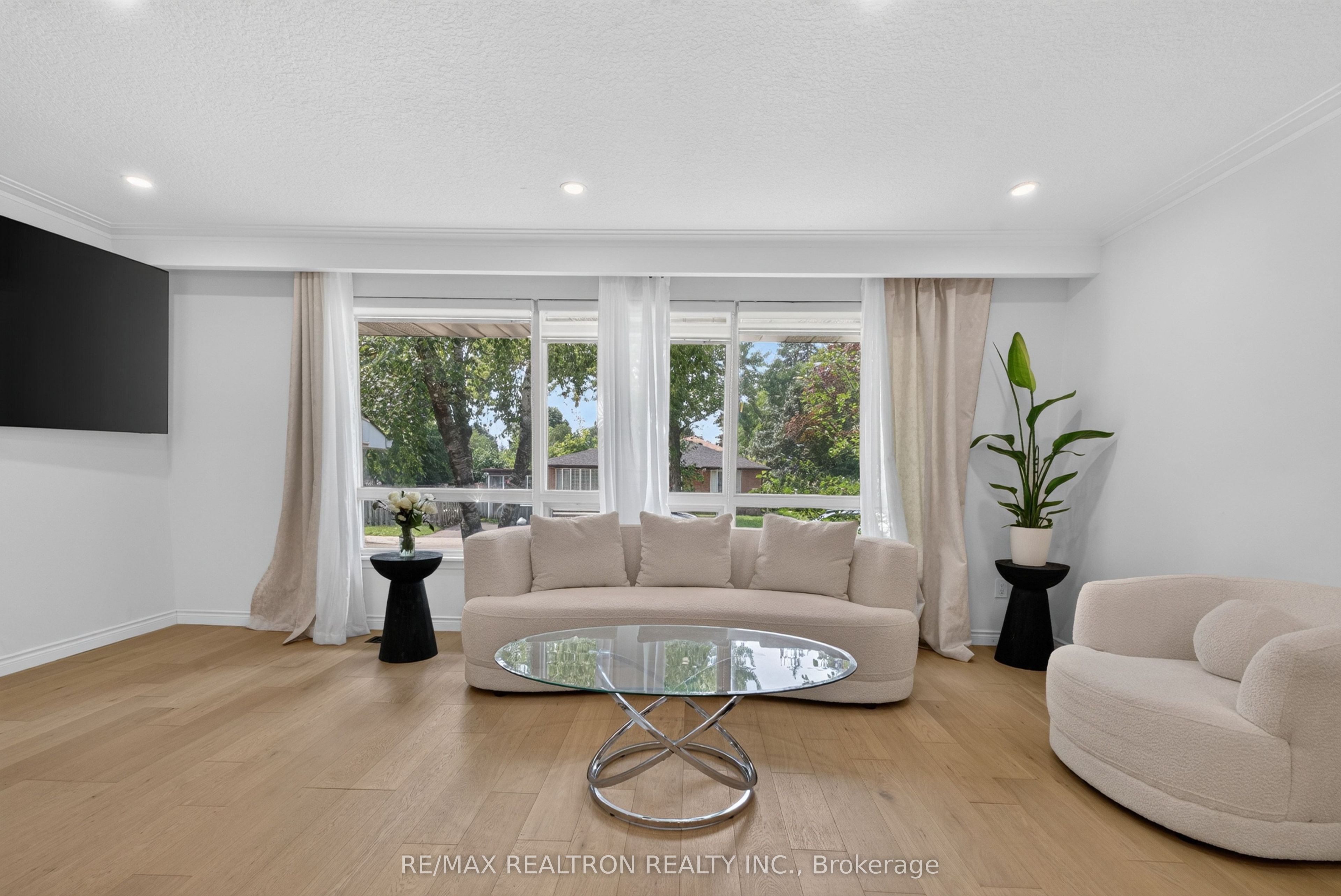 249 Tampico Road Property Photo 12