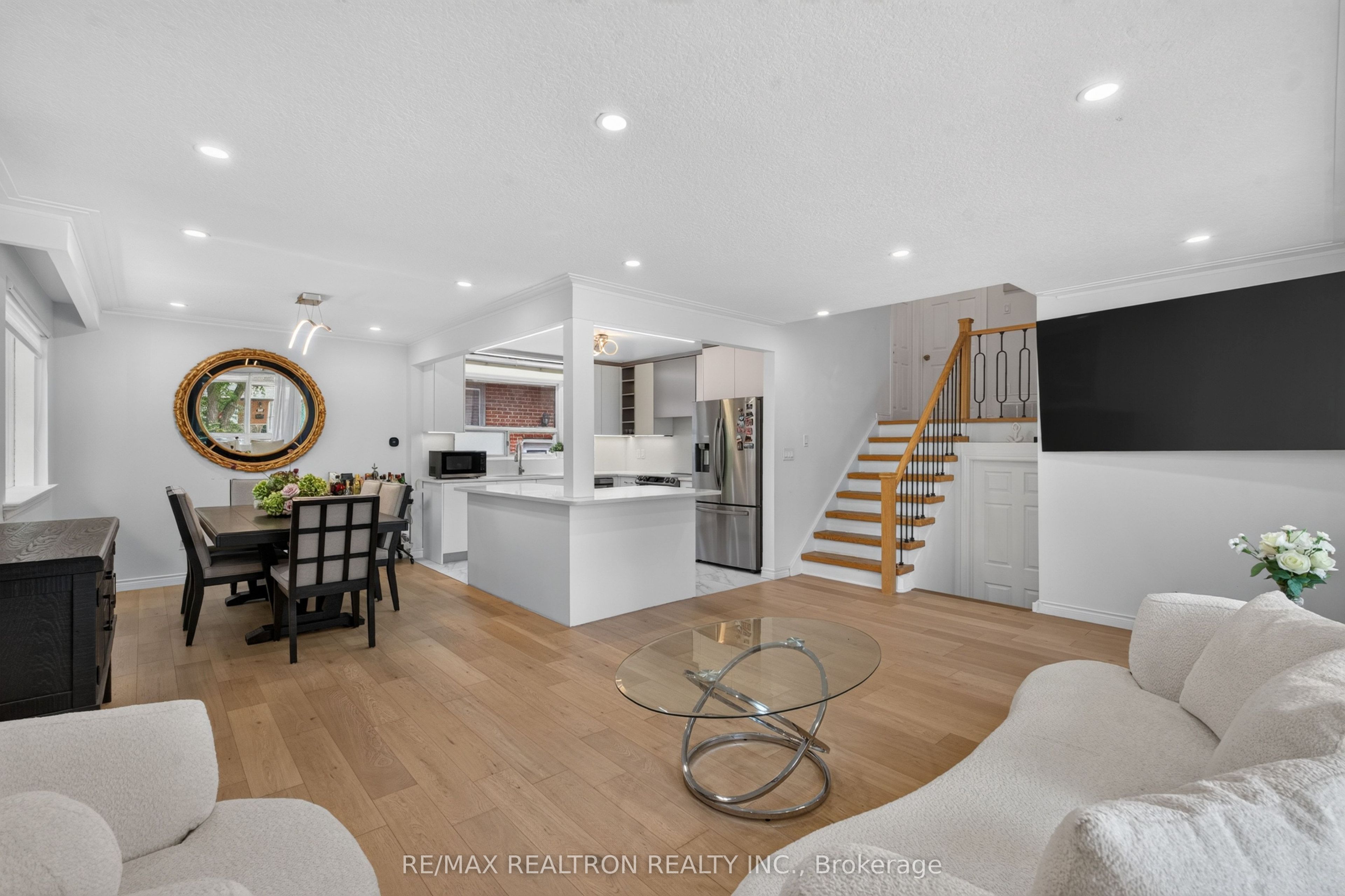 249 Tampico Road Property Photo 13