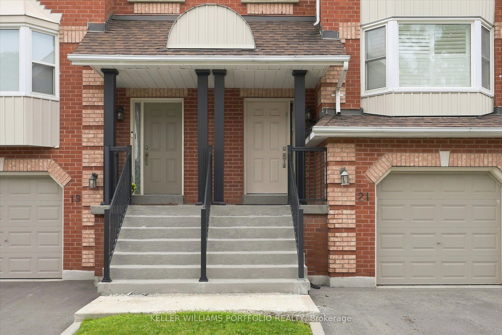 21 Tova Place Property Photo 4