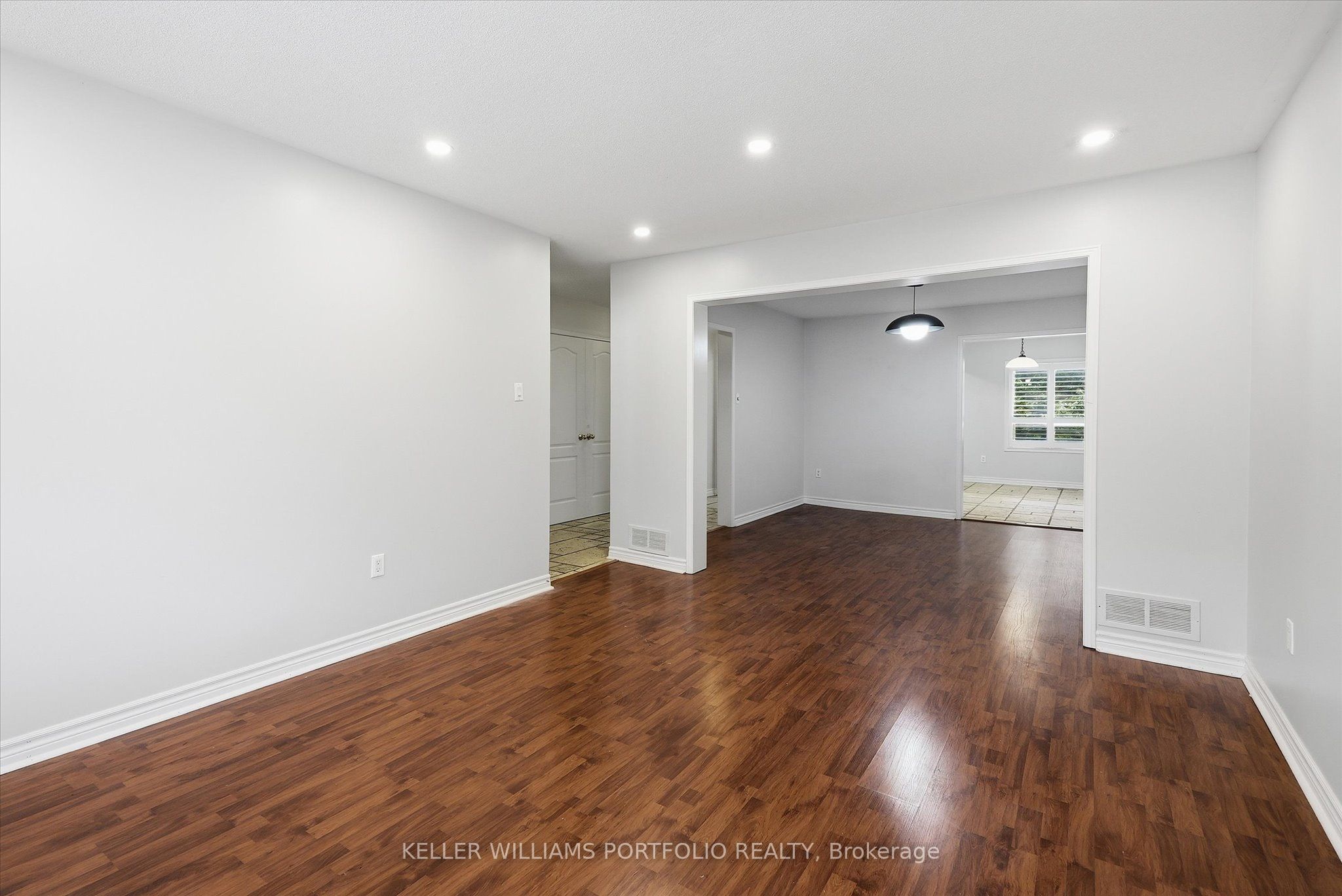 21 Tova Place Property Photo 10