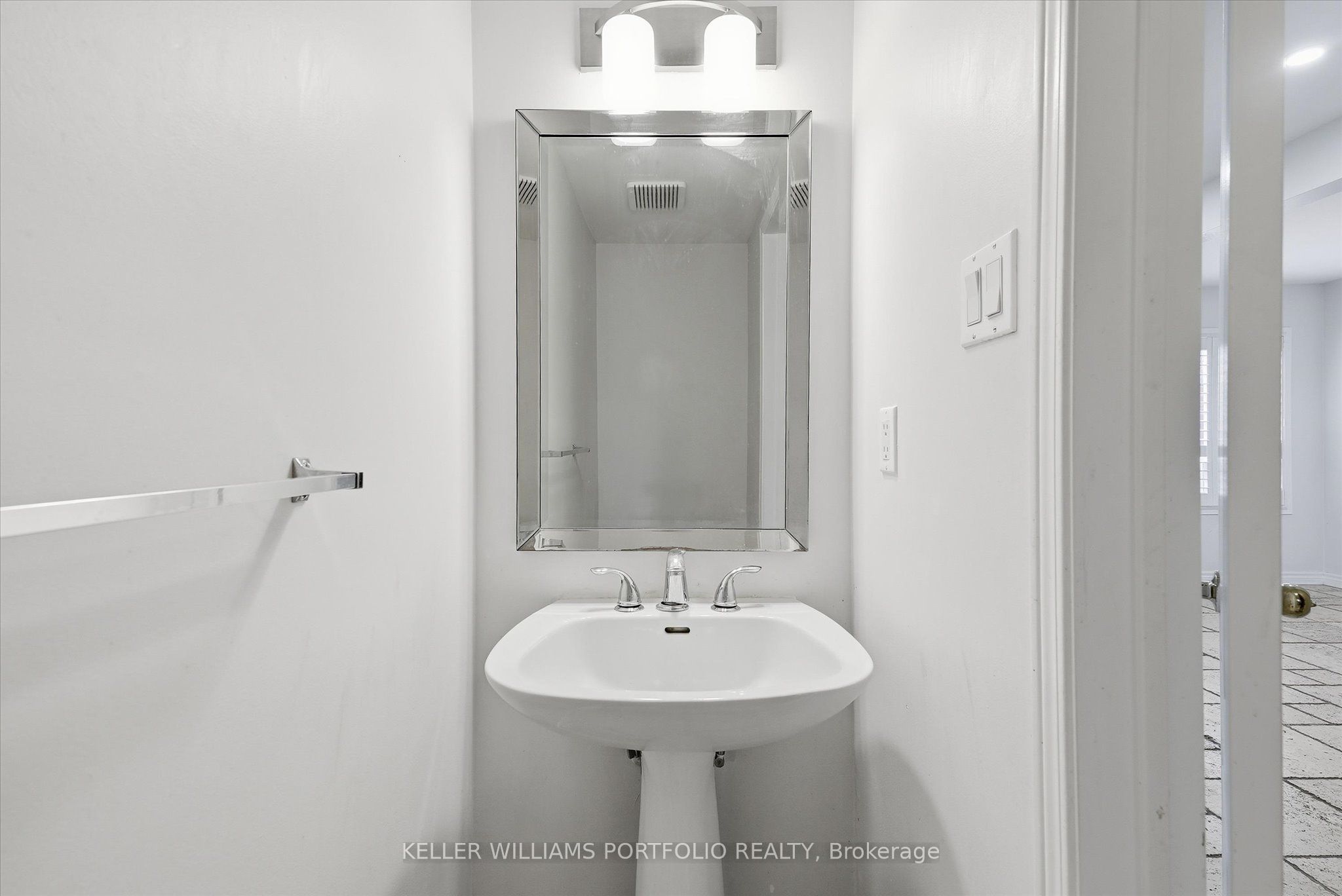 21 Tova Place Property Photo 23
