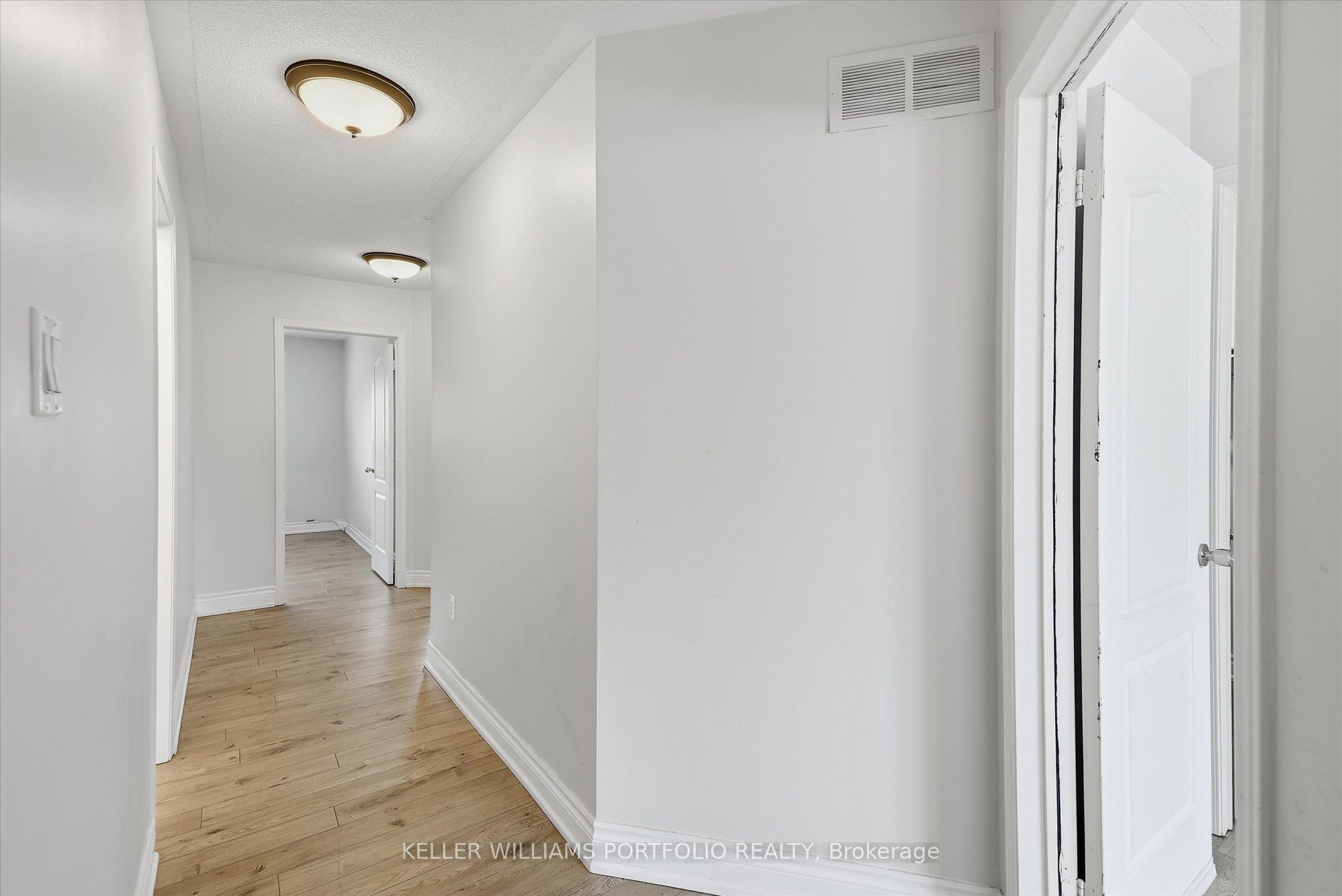 21 Tova Place Property Photo 24