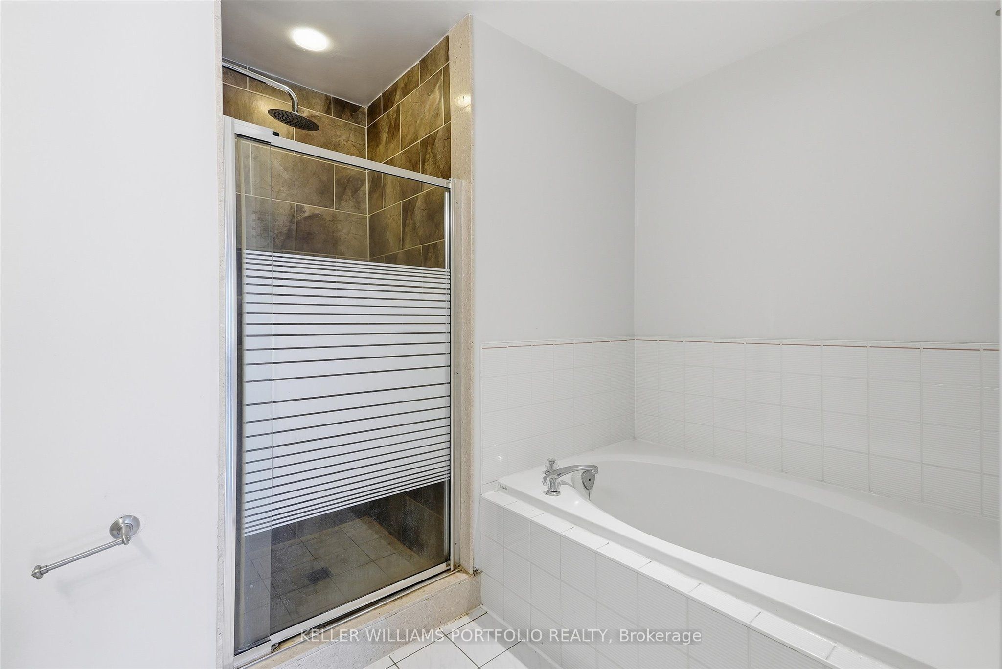 21 Tova Place Property Photo 30