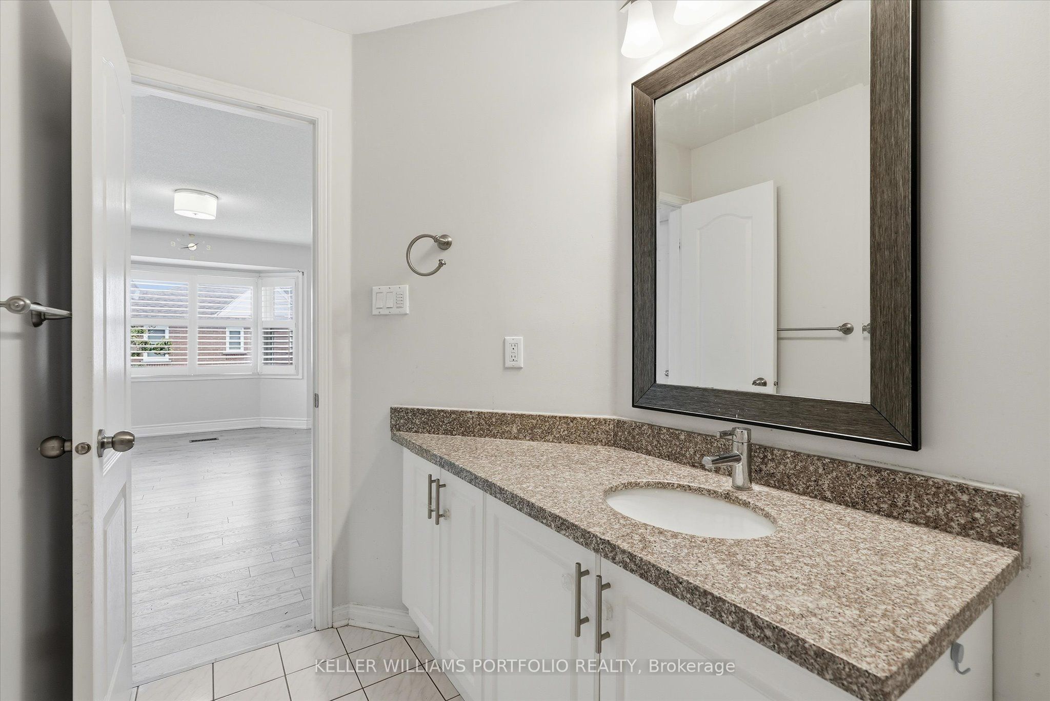 21 Tova Place Property Photo 31