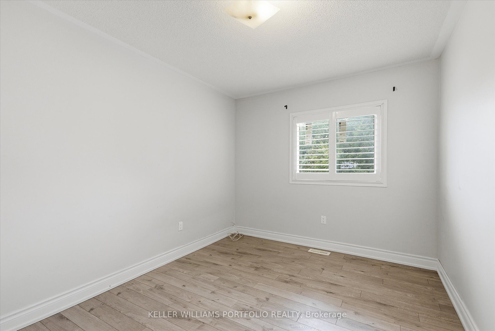 21 Tova Place Property Photo 33