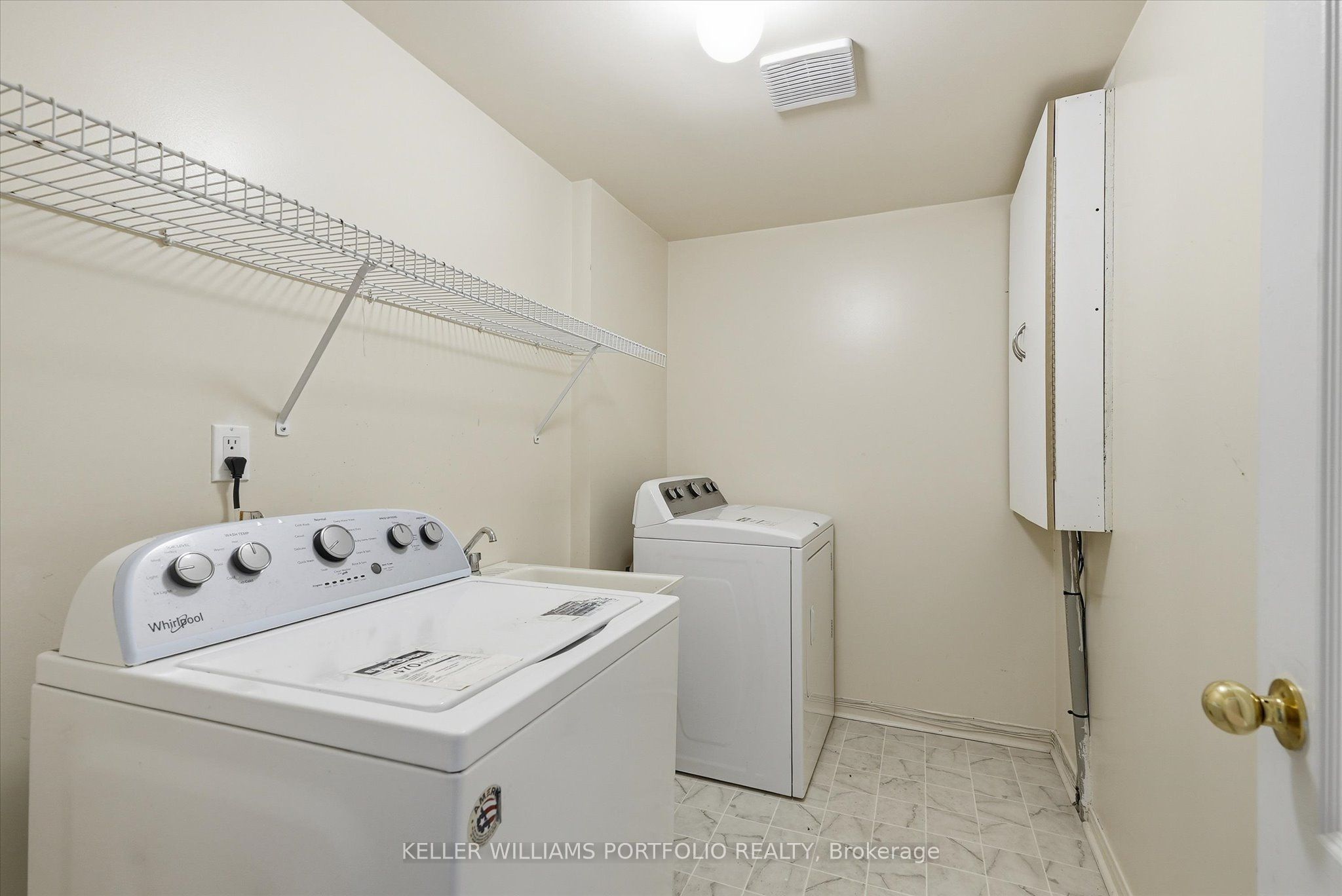 21 Tova Place Property Photo 46