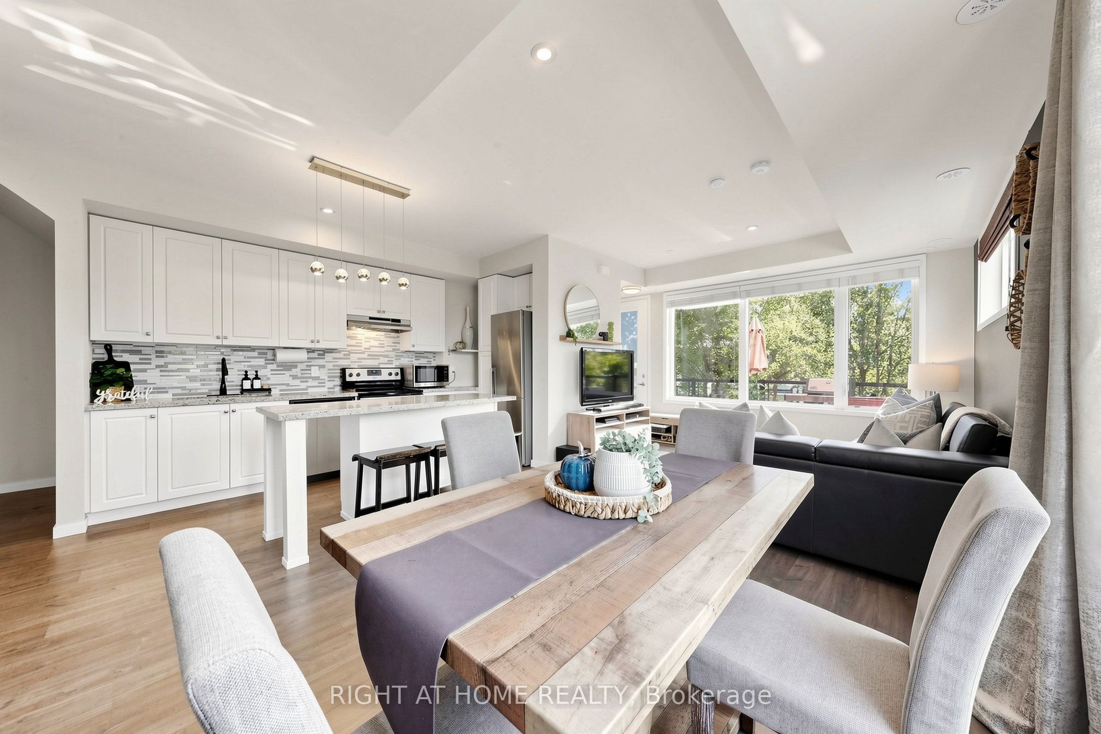 400 Alex Garner Circle 75 Property Photo 2