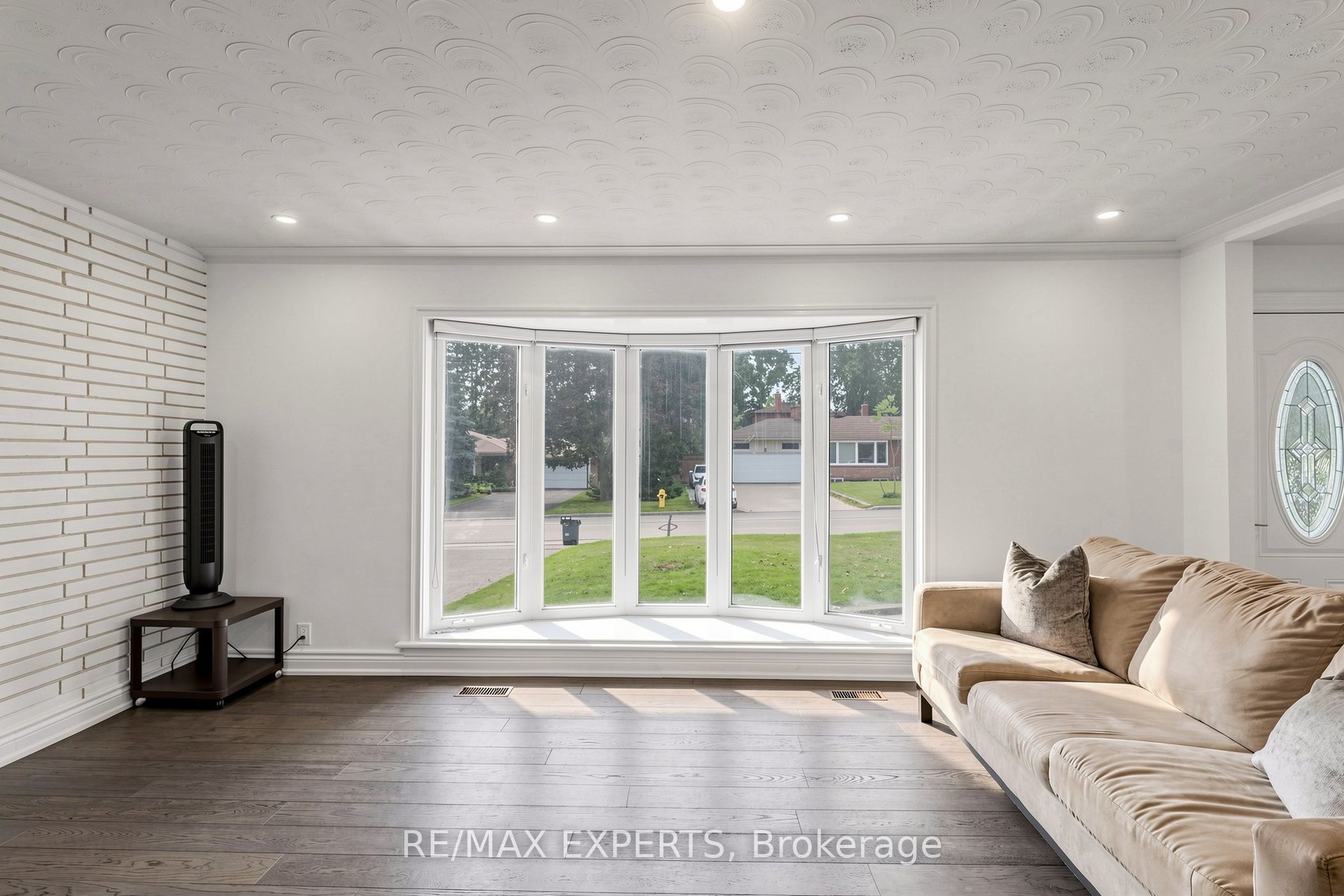 8 Longbridge Road Property Photo 7