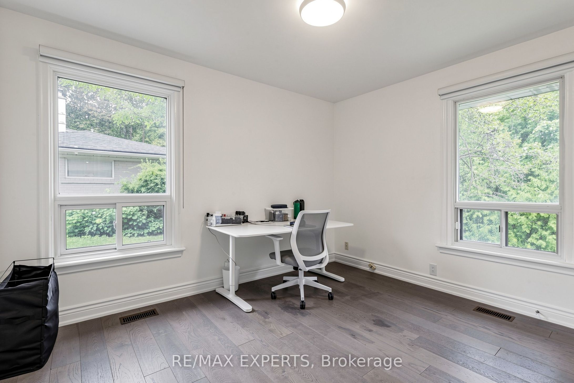 8 Longbridge Road Property Photo 18