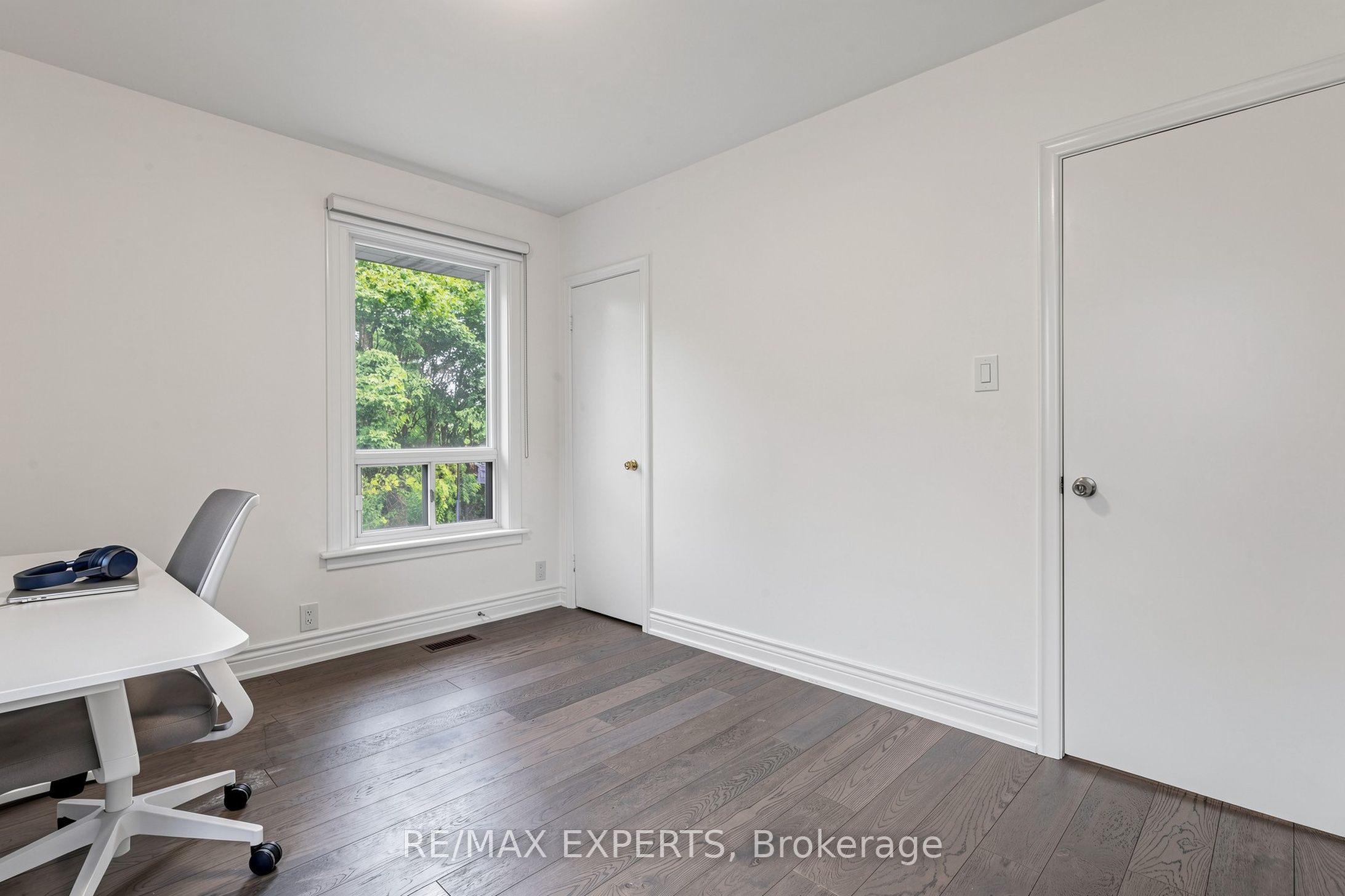 8 Longbridge Road Property Photo 20